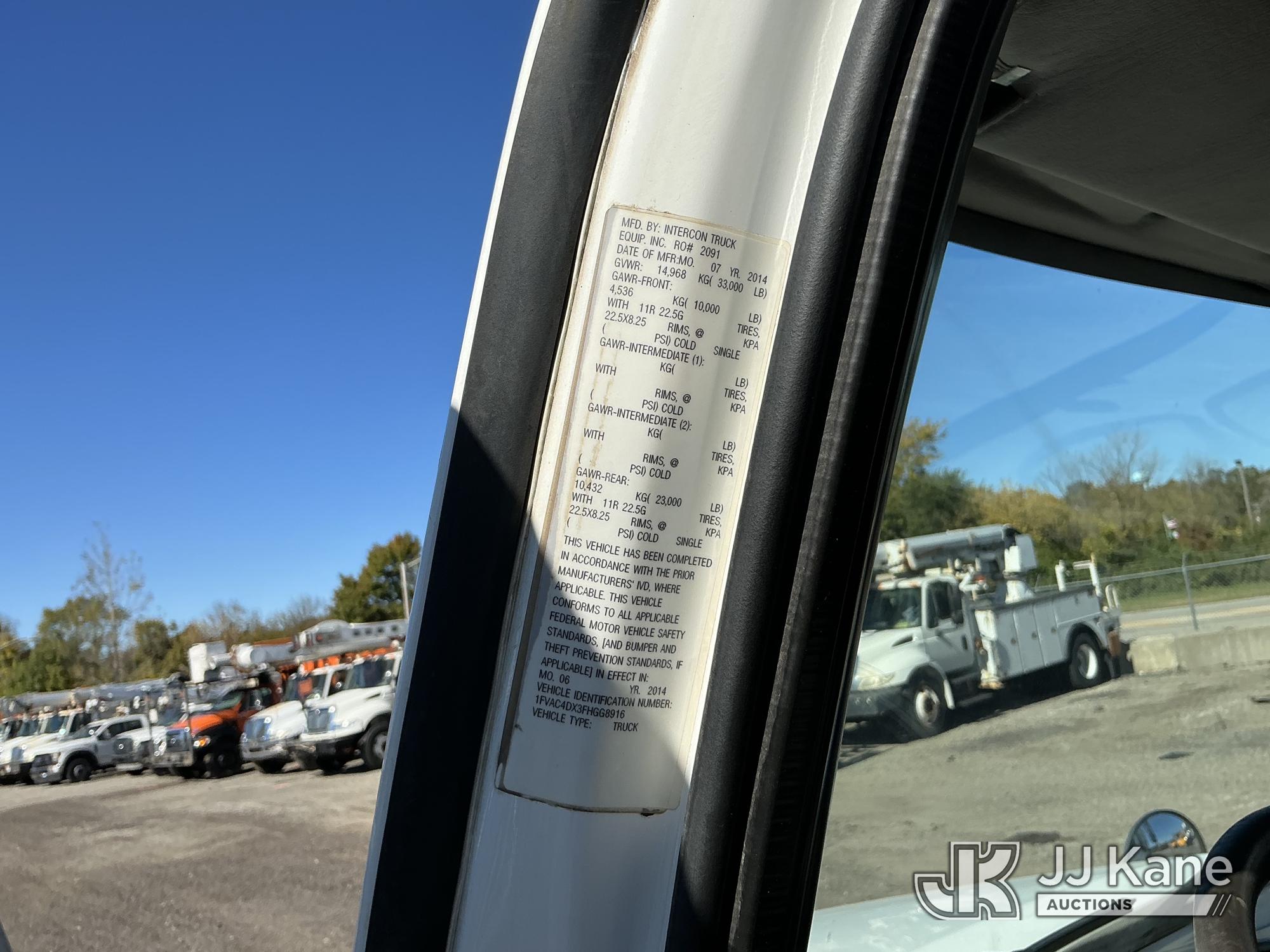 2015 Freightliner M2