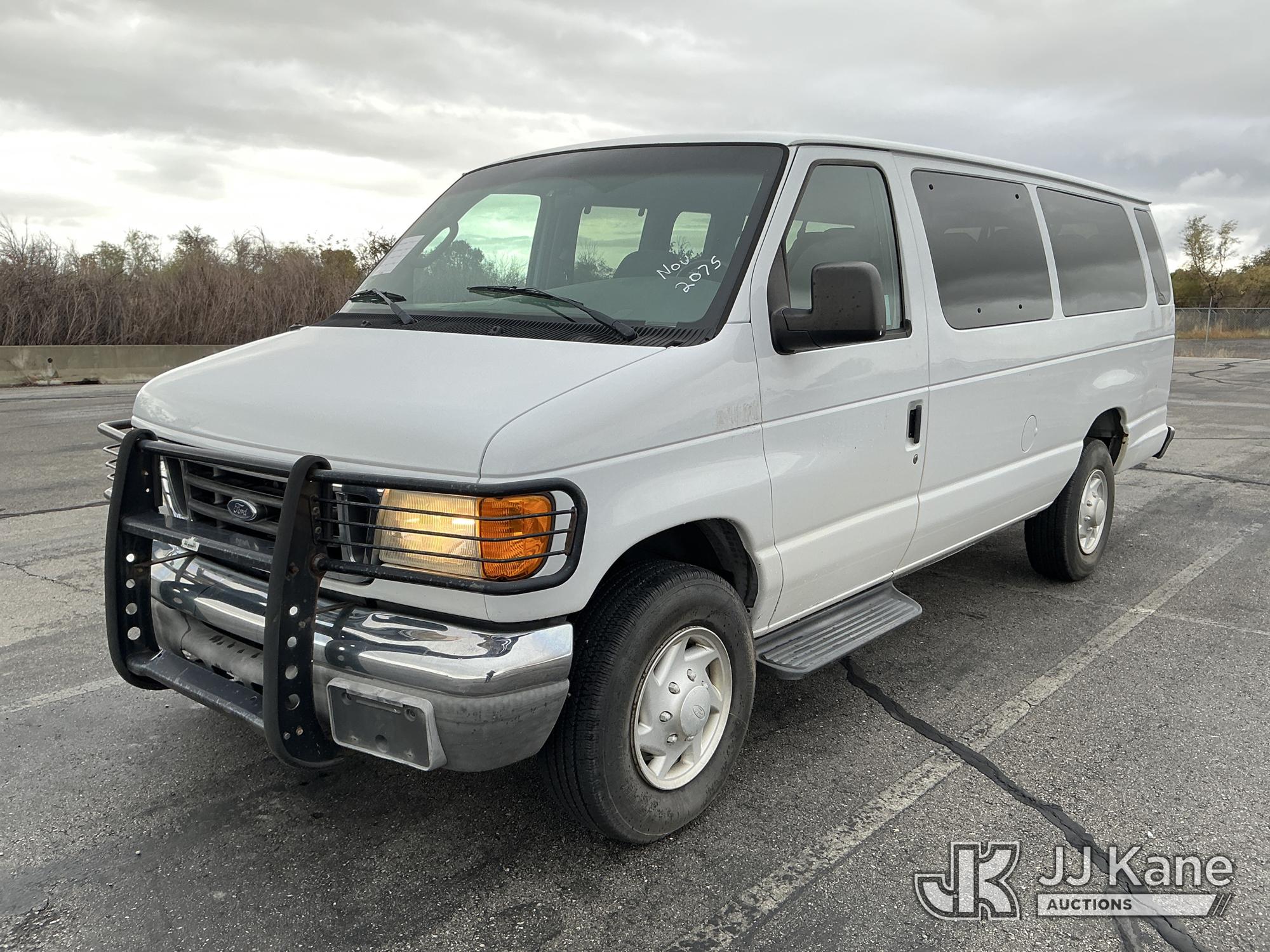 Photo of 2007 Ford E350