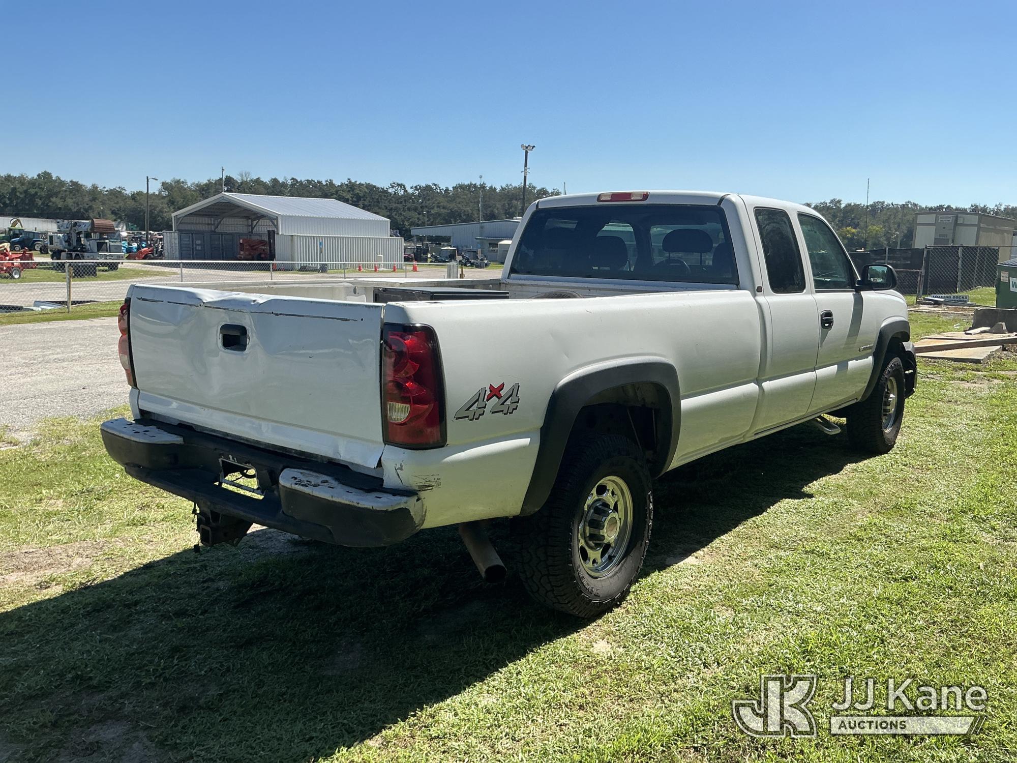 2004 Chevrolet SILVERADO 2500HD 4X4