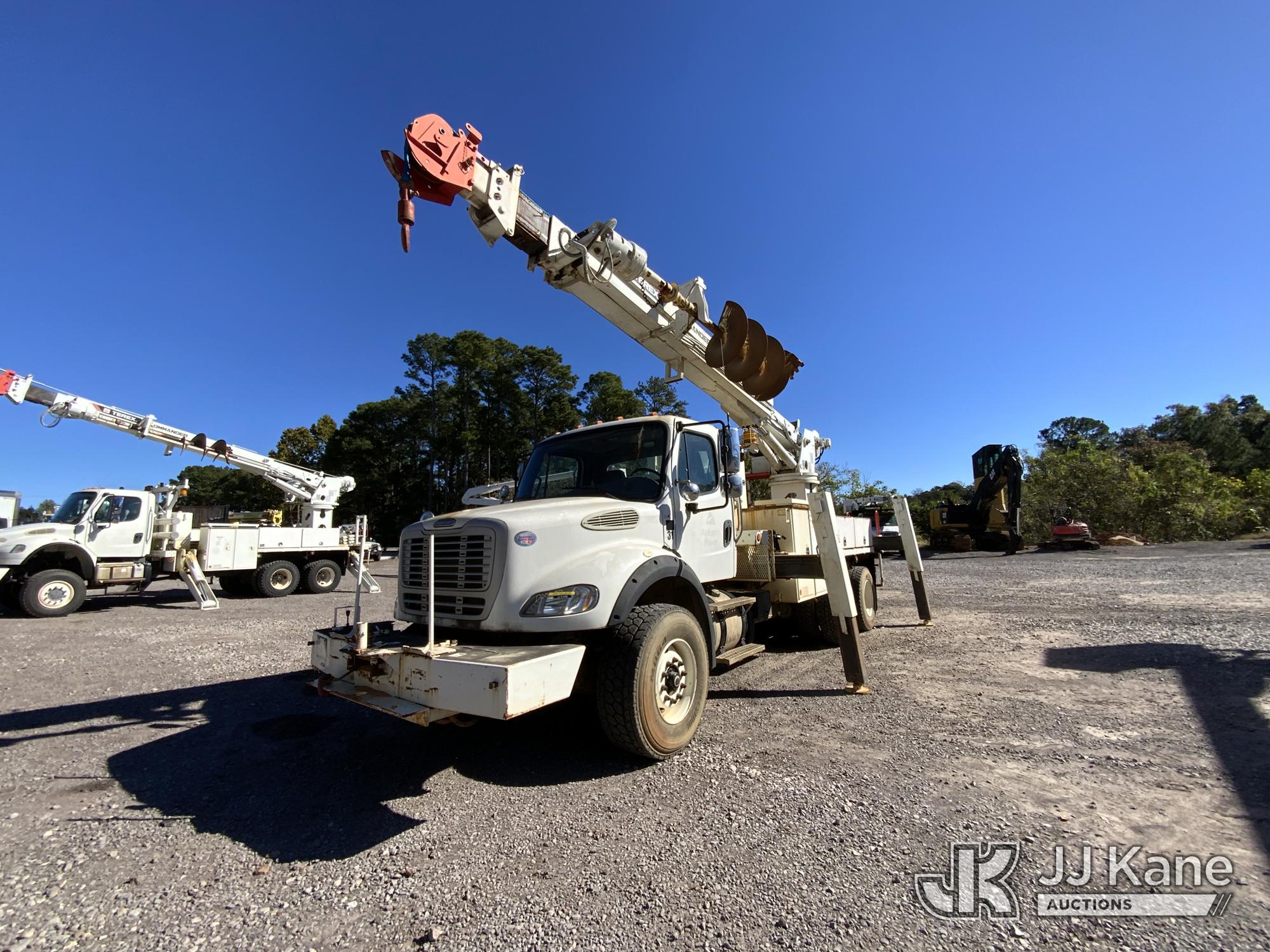 2015 Freightliner M2 112