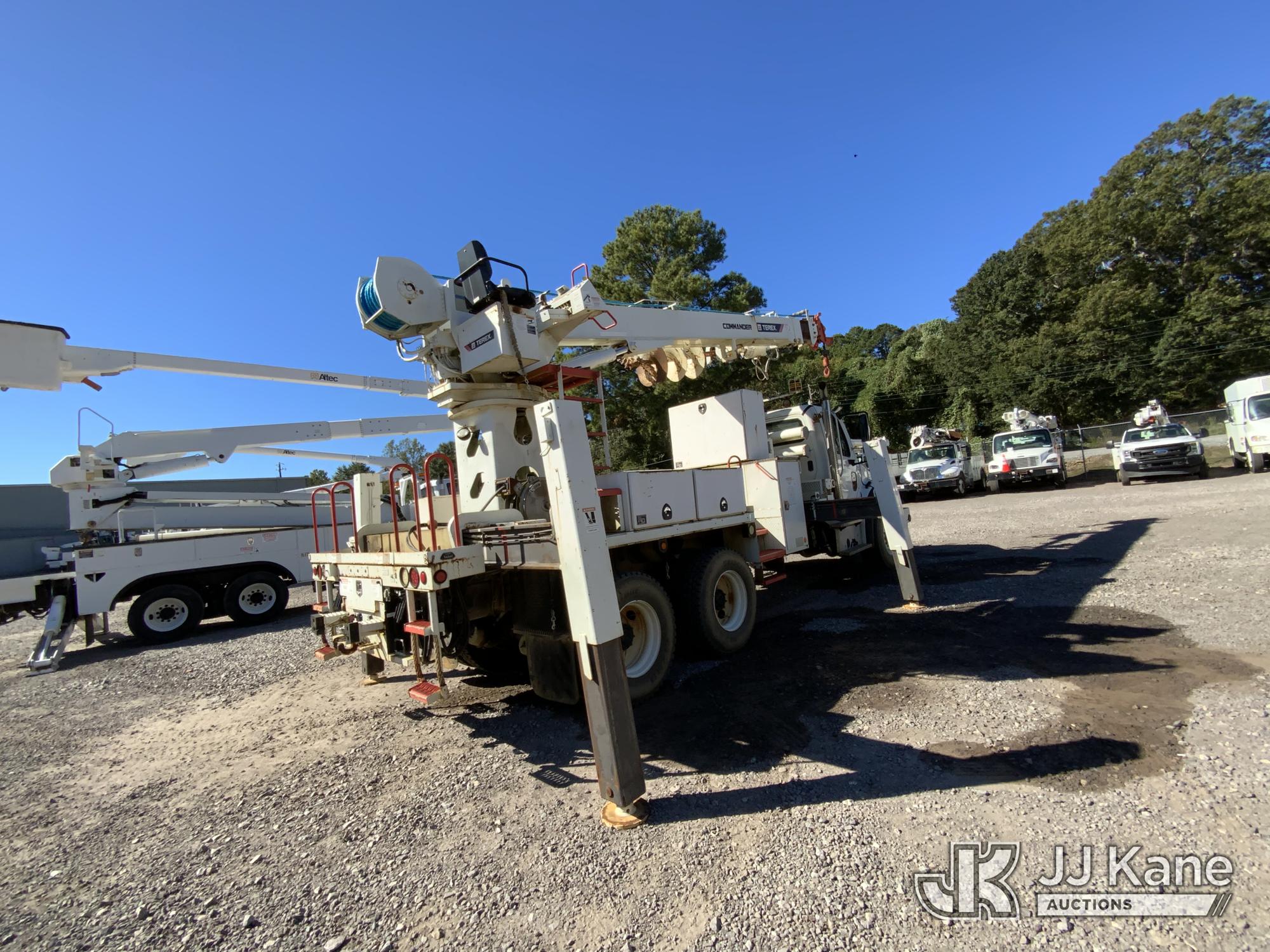2015 Freightliner M2 112