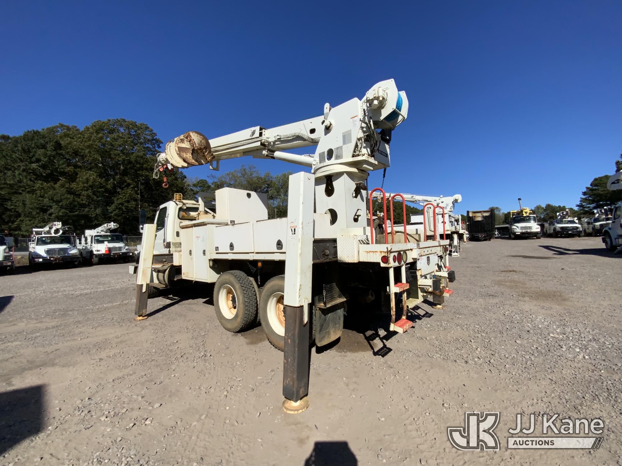 2015 Freightliner M2 112