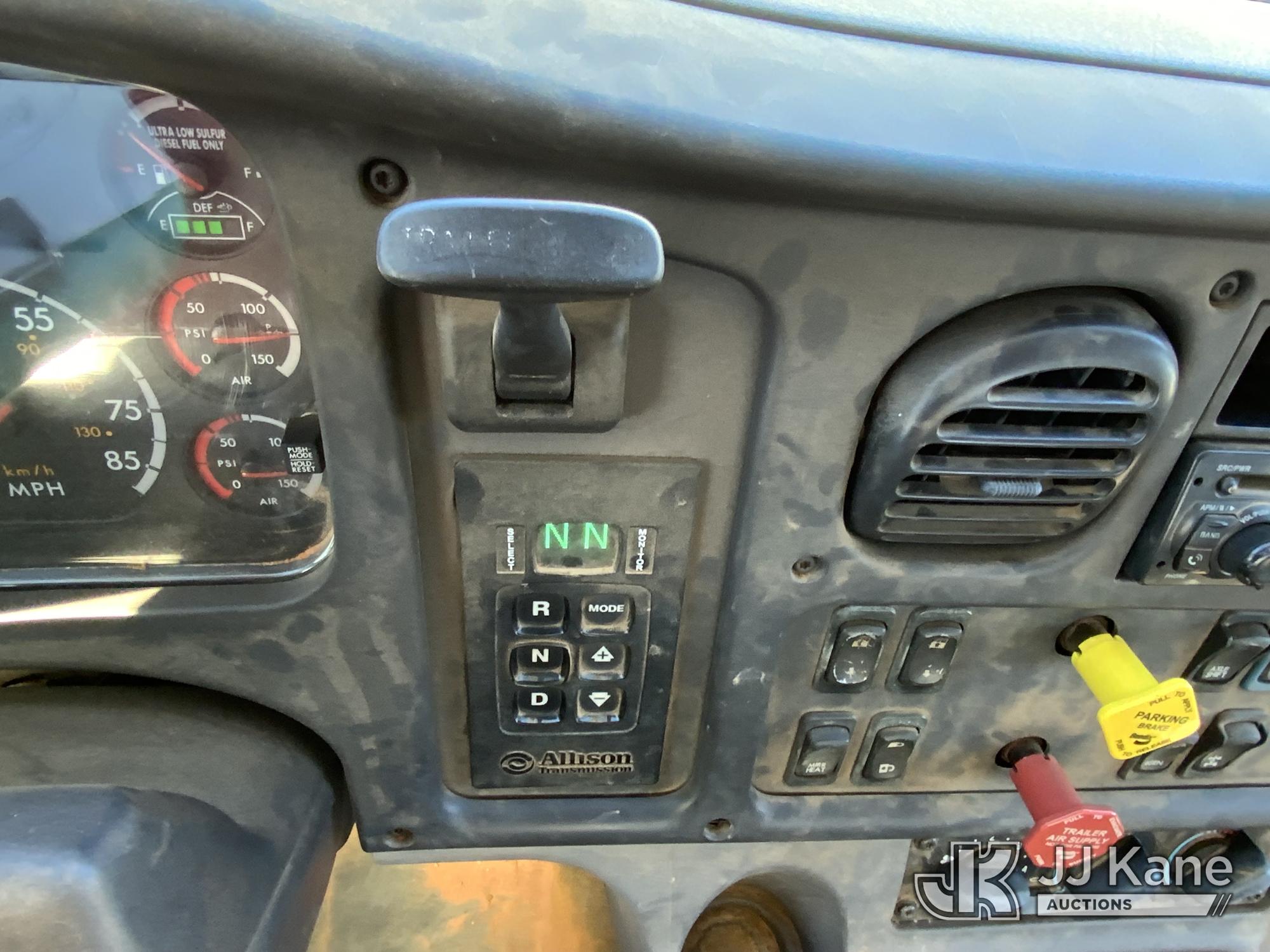 2015 Freightliner M2 112
