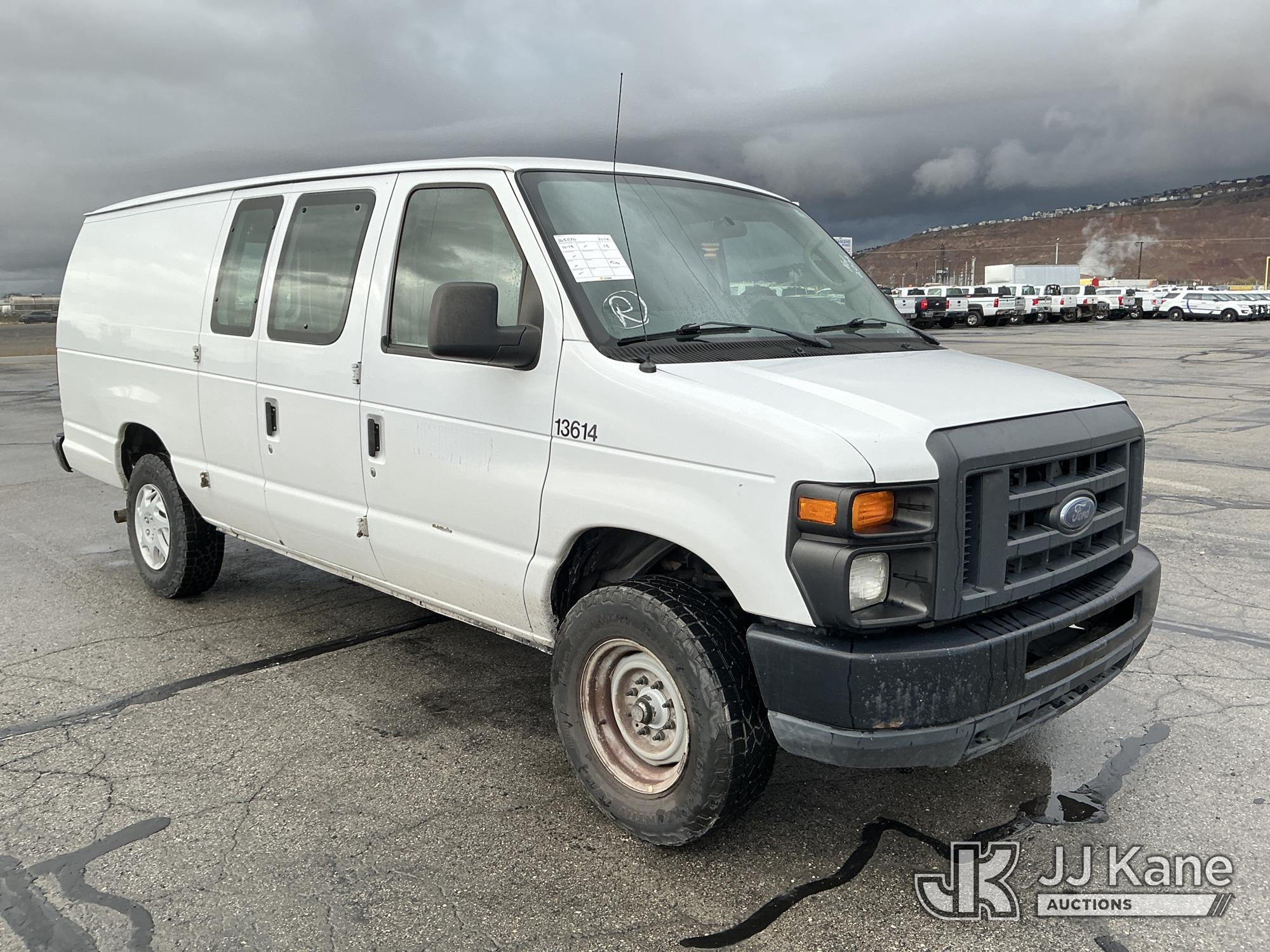 2013 Ford E350
