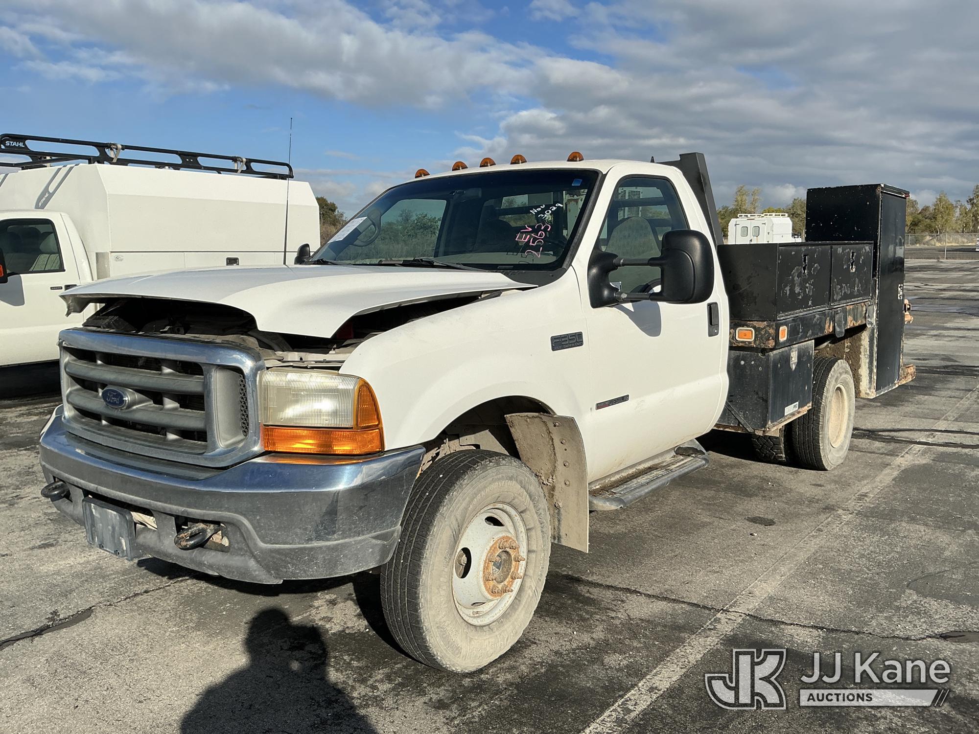 2000 Ford F350 4x4 Service Truck (1651201)