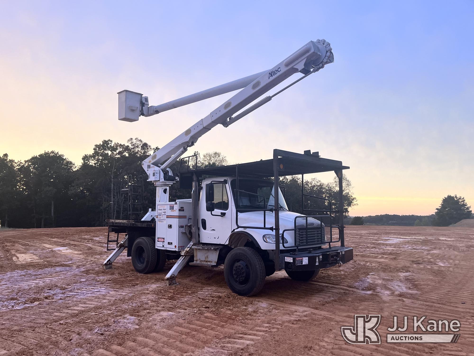 2015 Freightliner M2 106