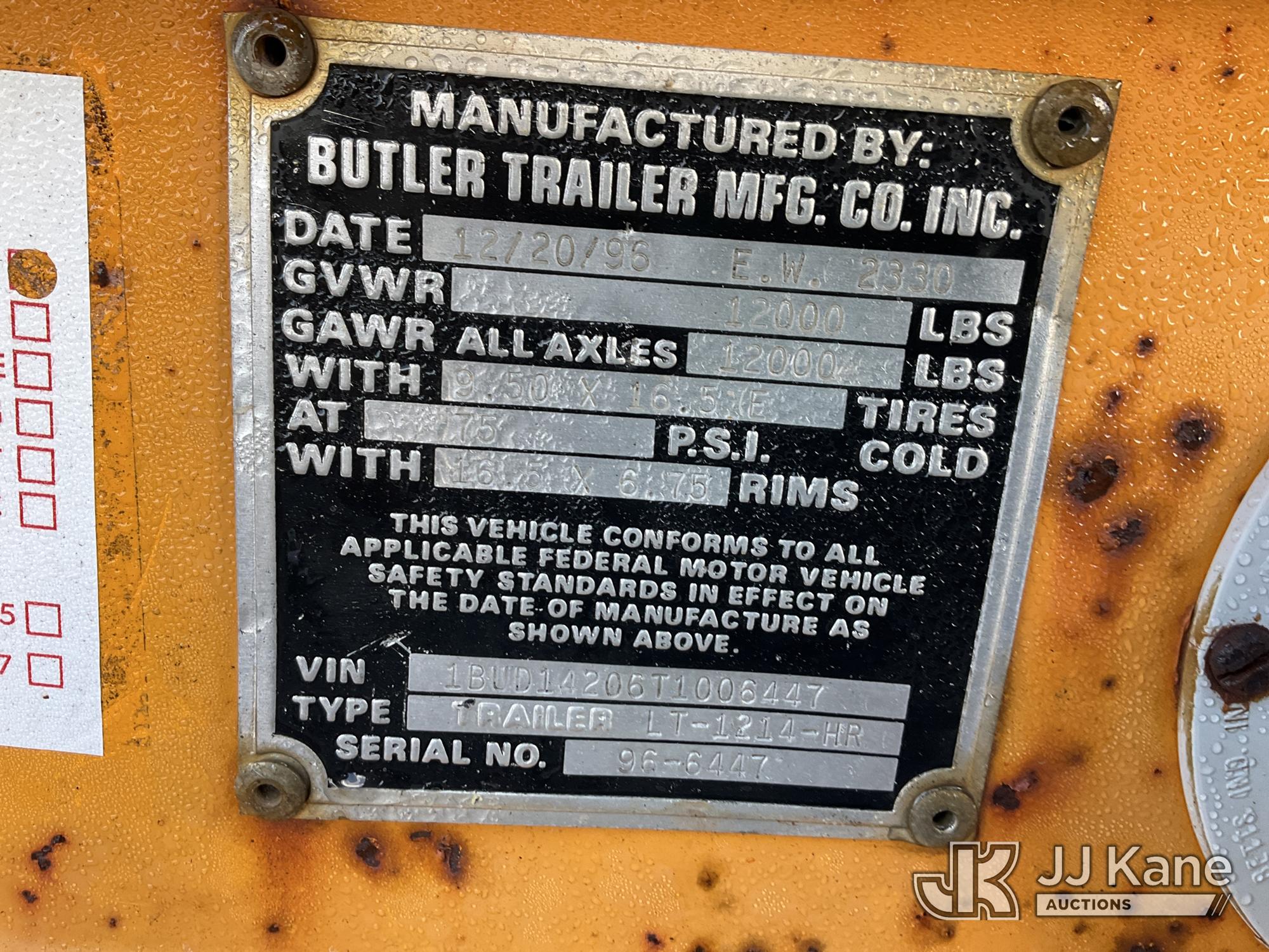 1996 Butler LT1214HR