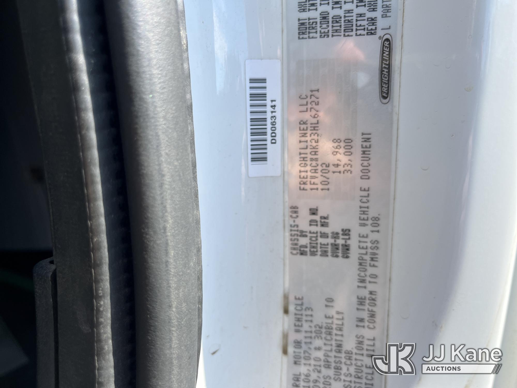 2003 Freightliner M2 106