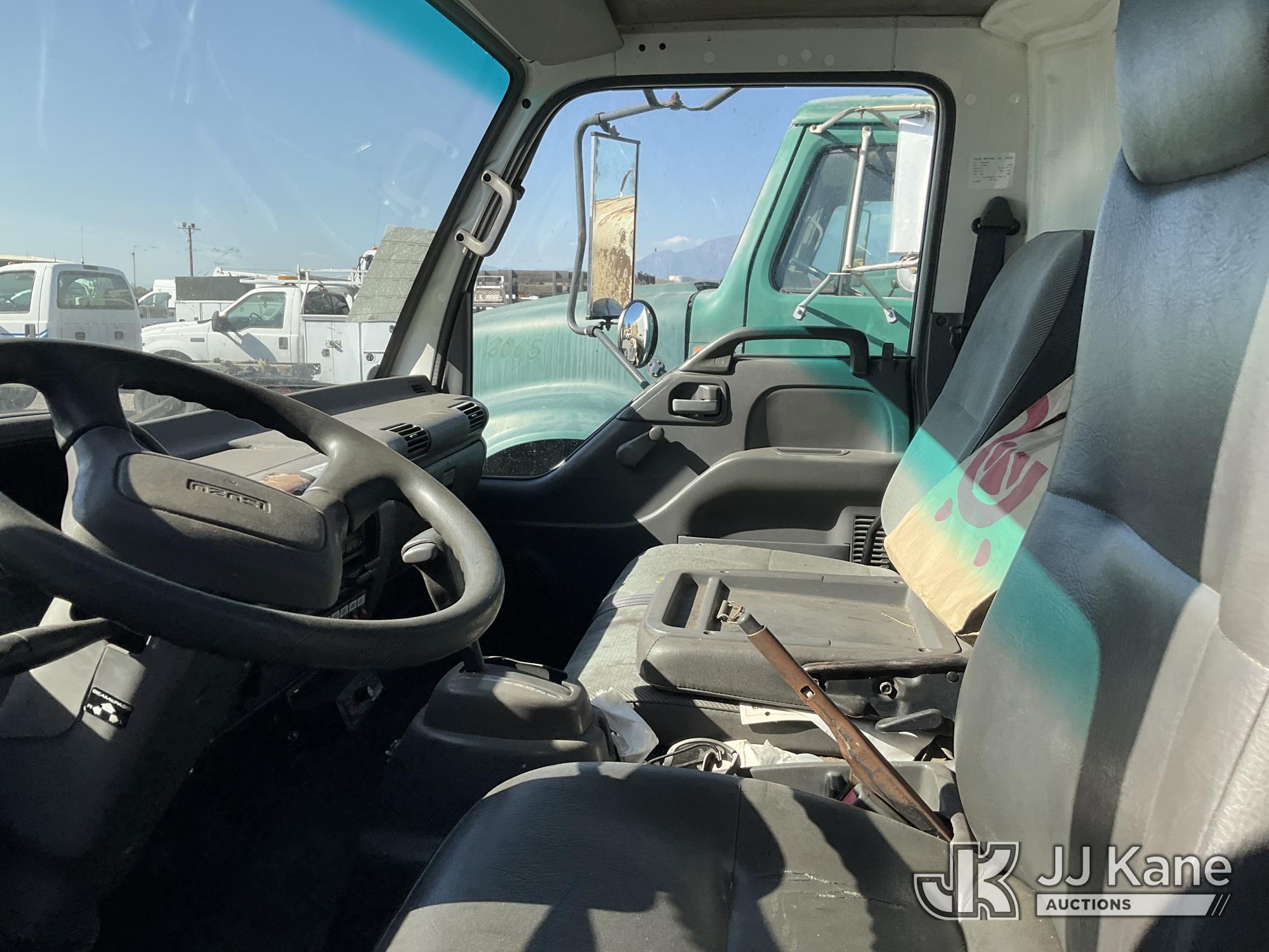 2002 Isuzu NPR