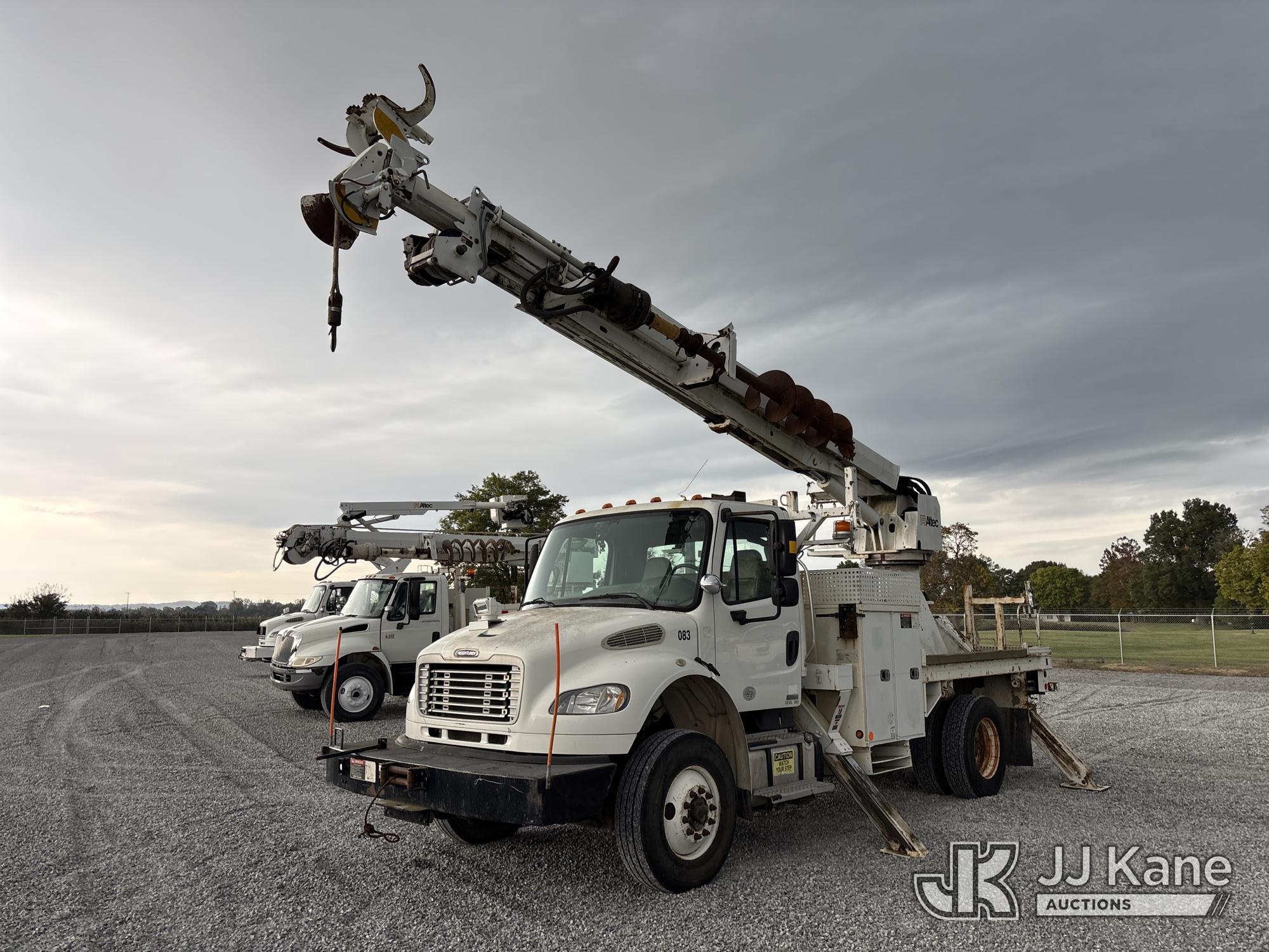 2011 Freightliner M2 106
