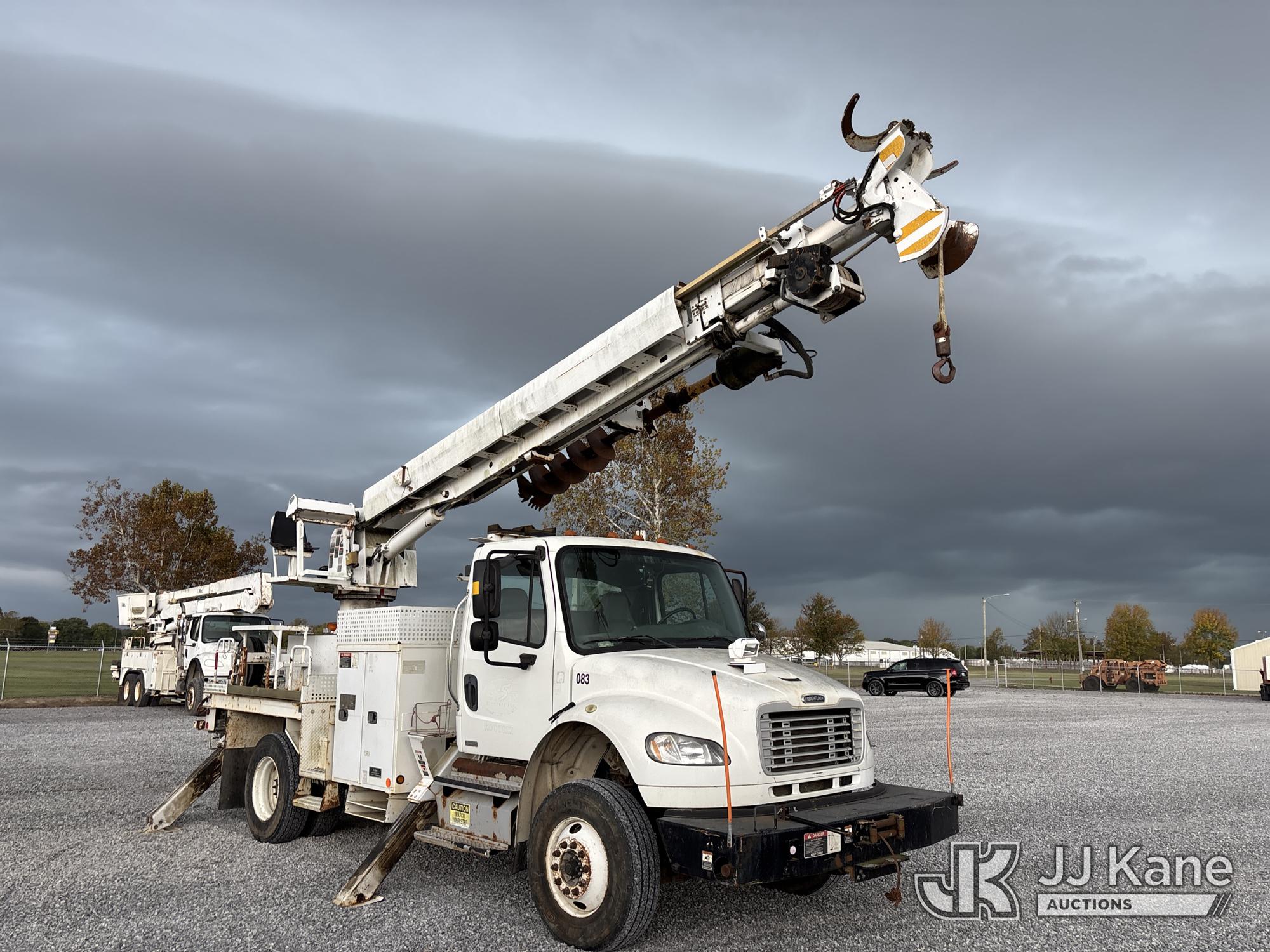 2011 Freightliner M2 106