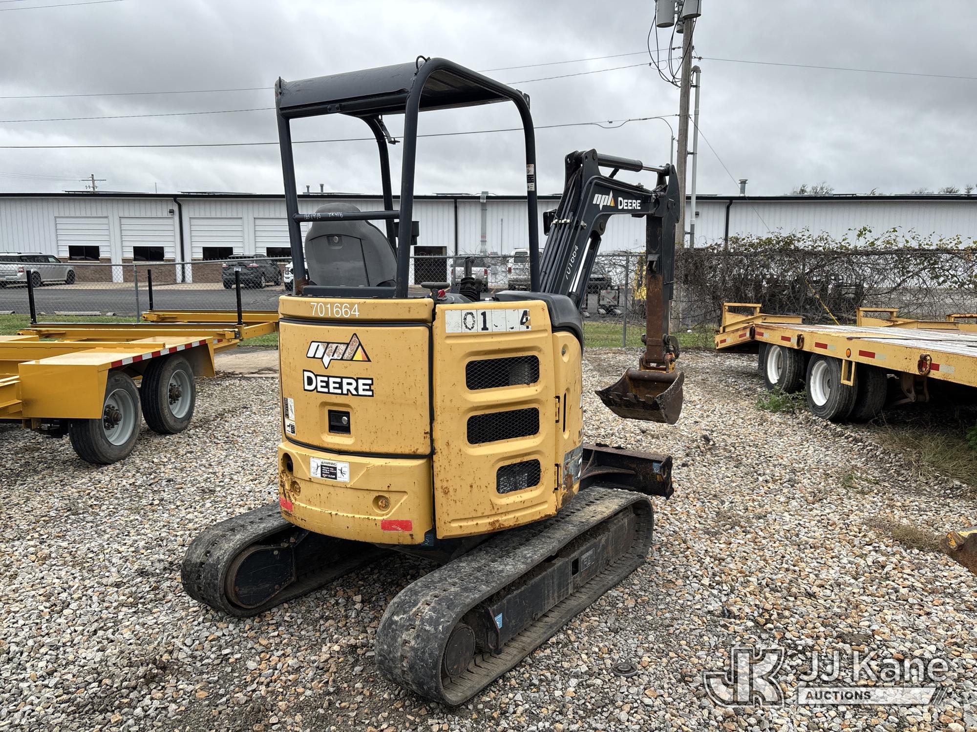 2015 John Deere 26G