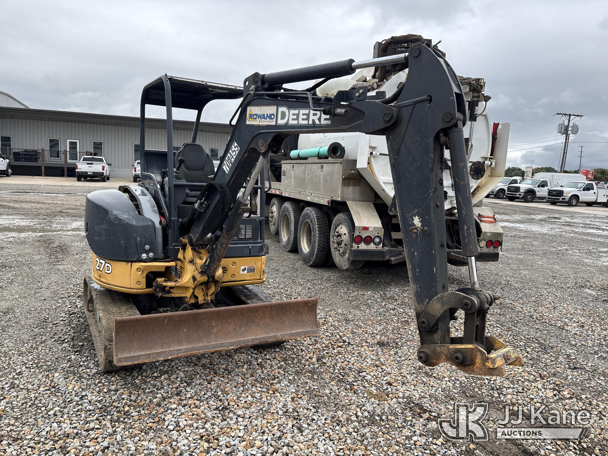 2014 John Deere 27D