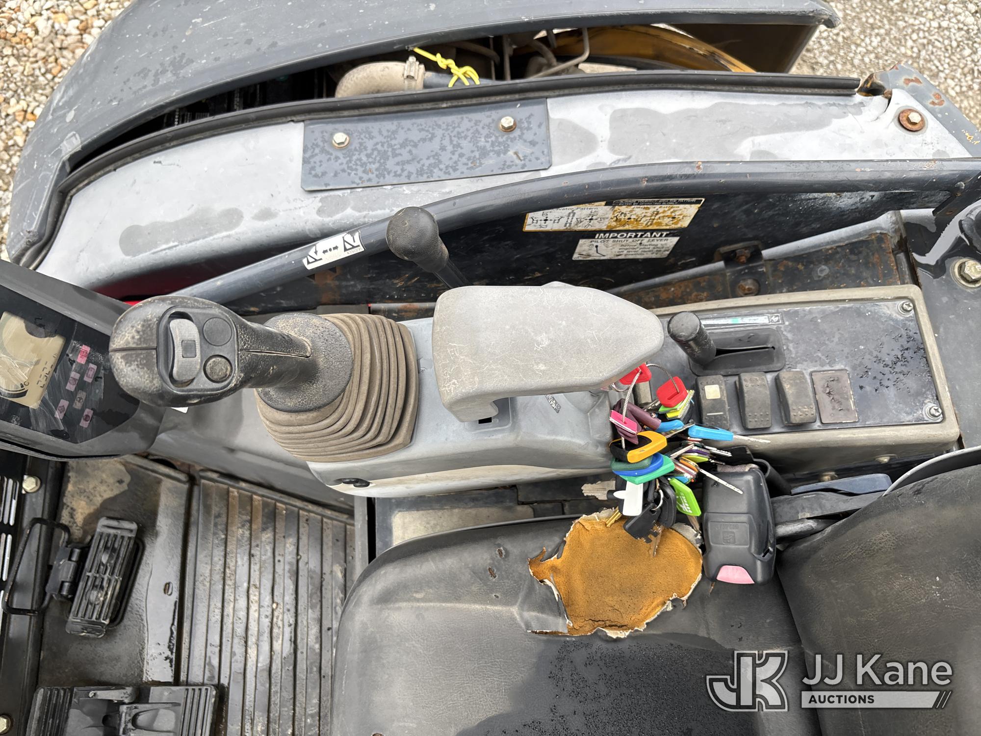 2014 John Deere 27D