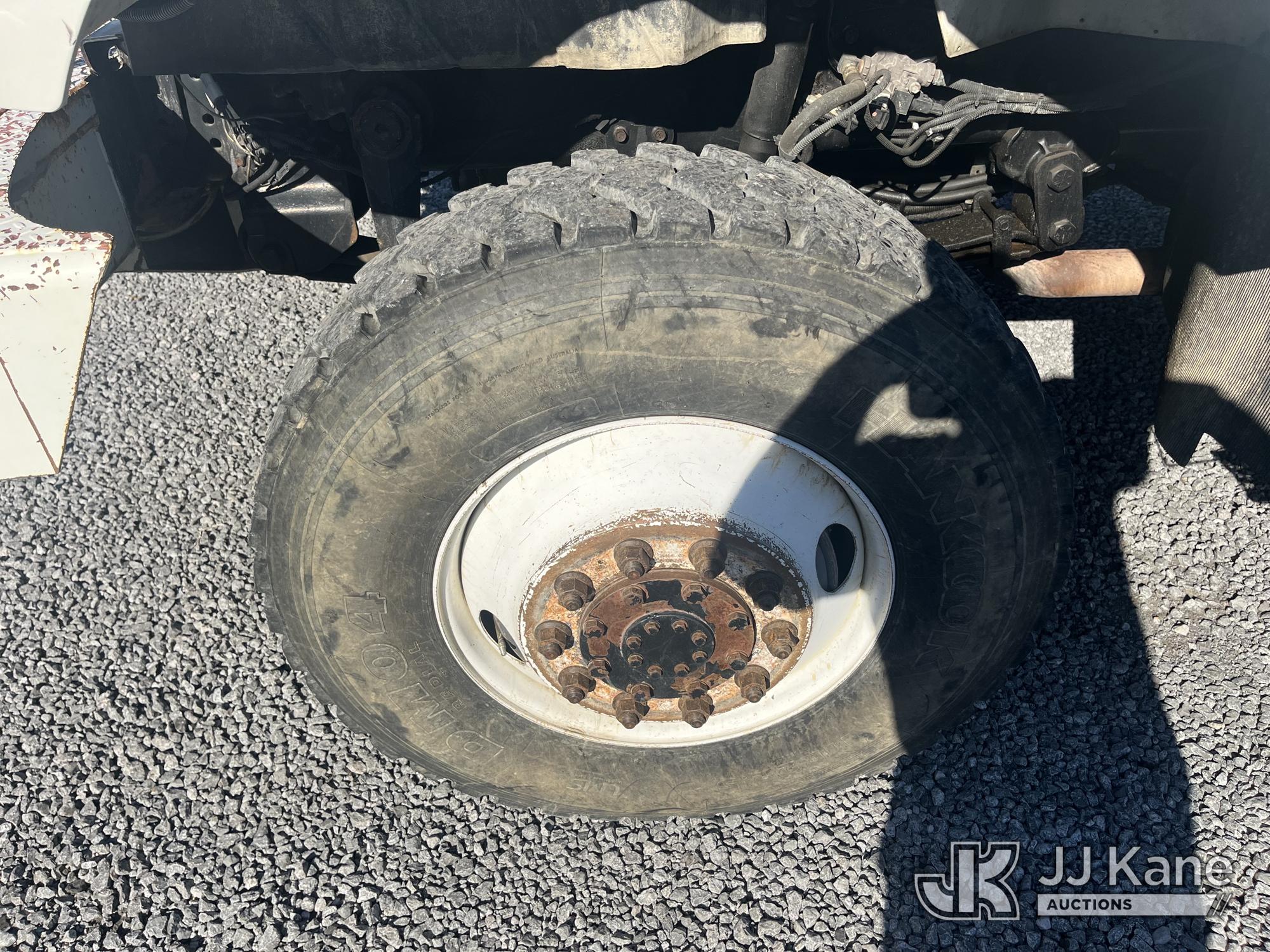 2005 International 7400