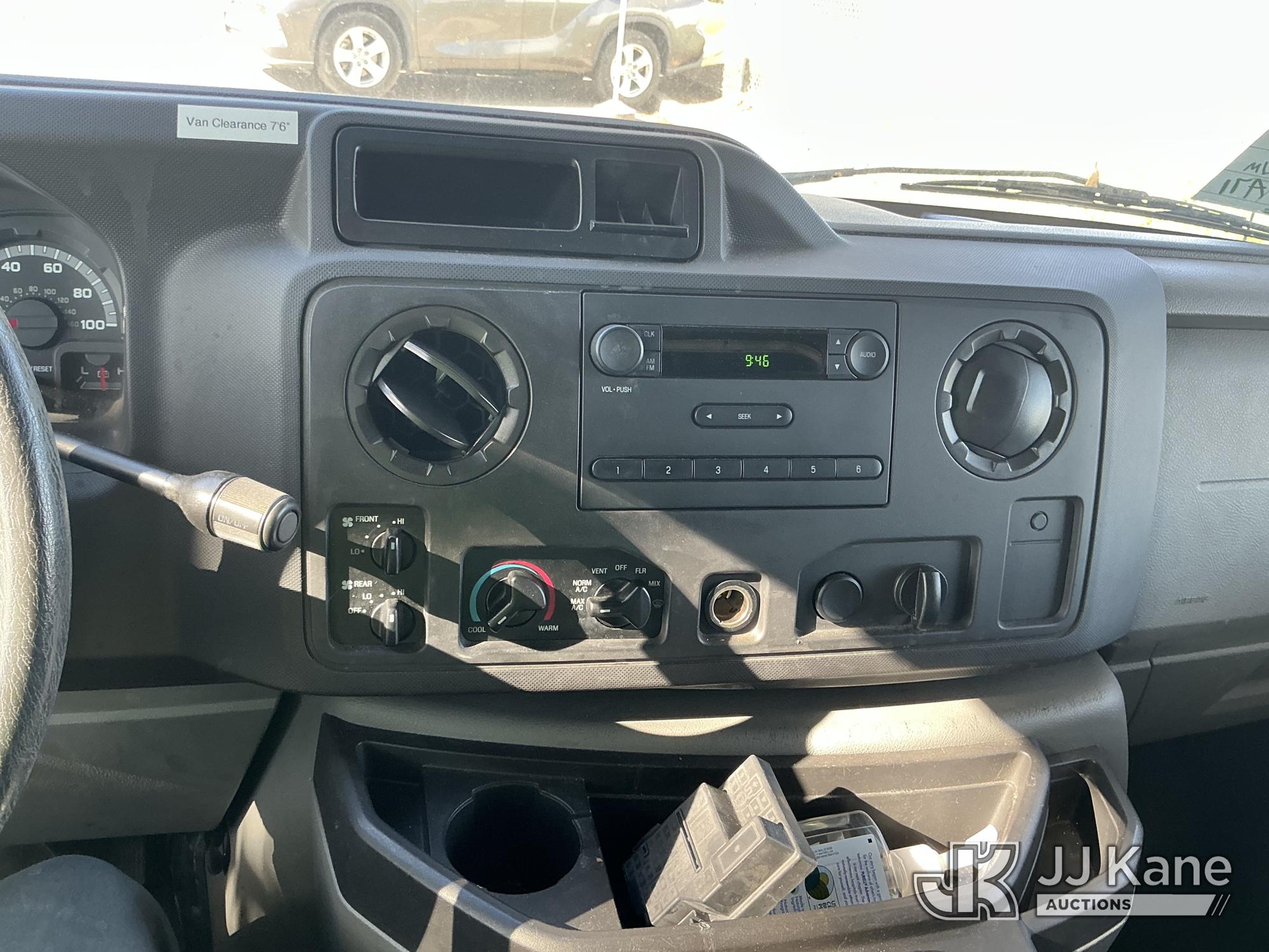 2009 Ford ECONOLINE E-350 SD