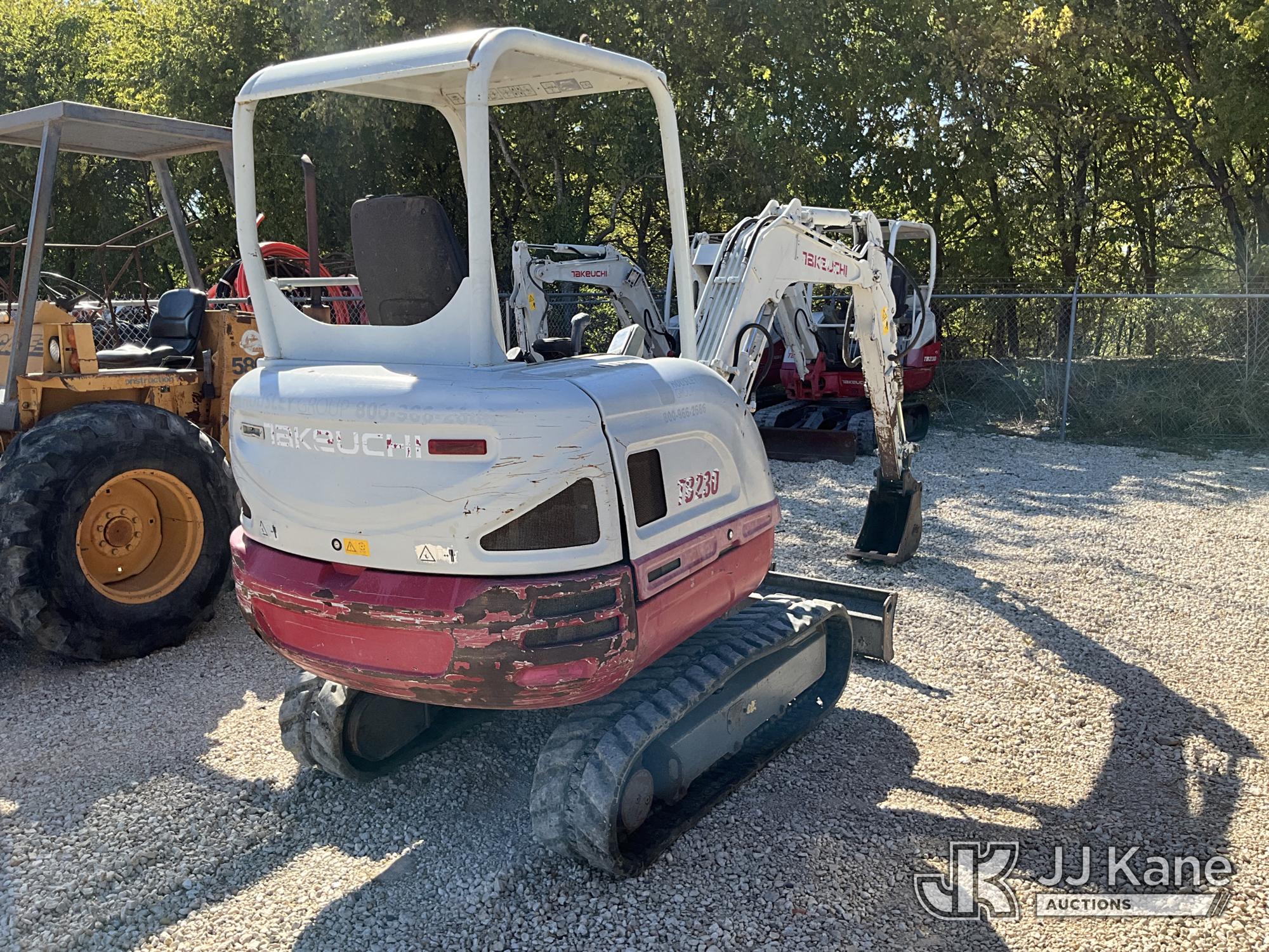 2015 Takeuchi TB230
