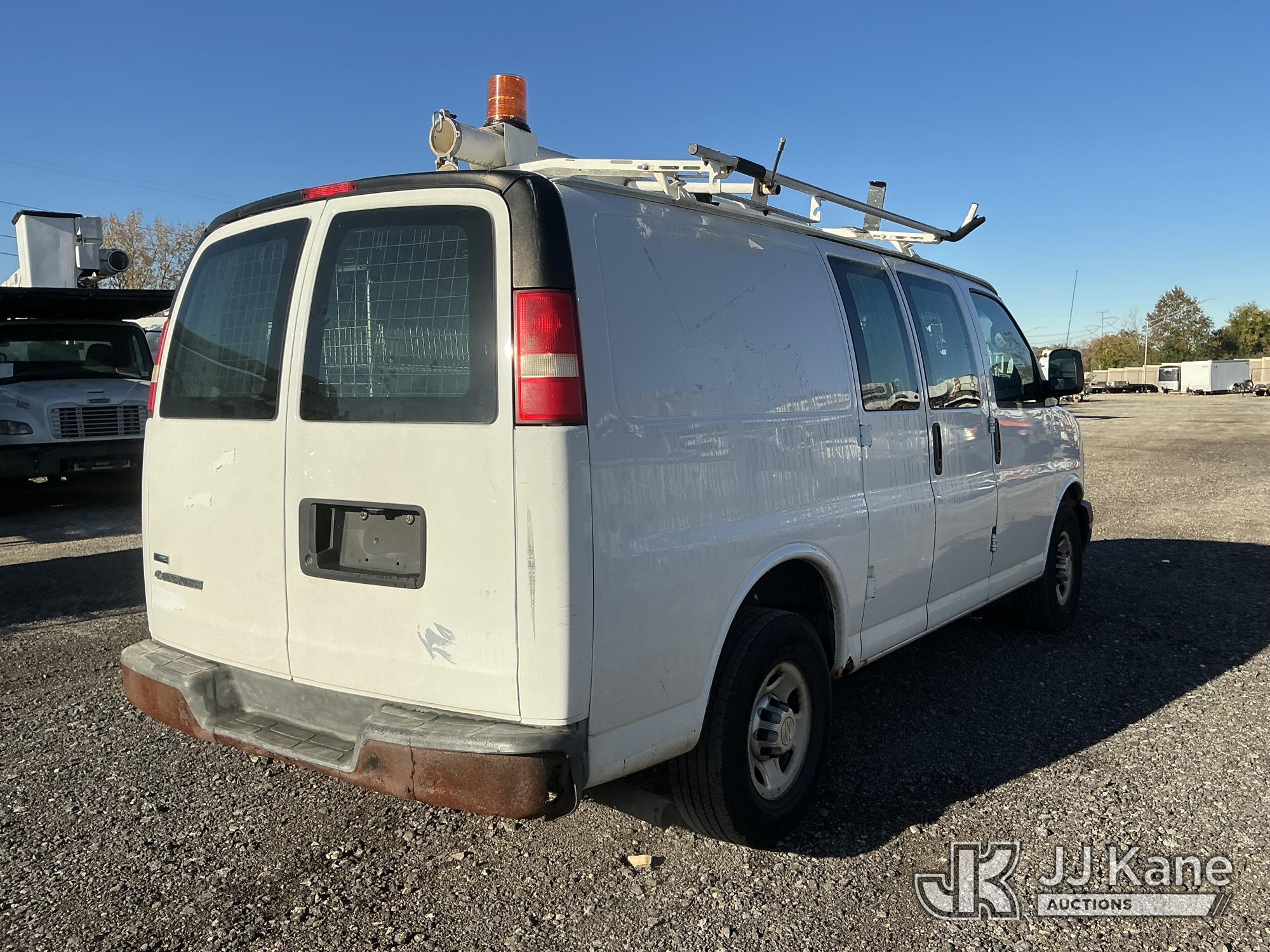 2011 Chevrolet Express G2500
