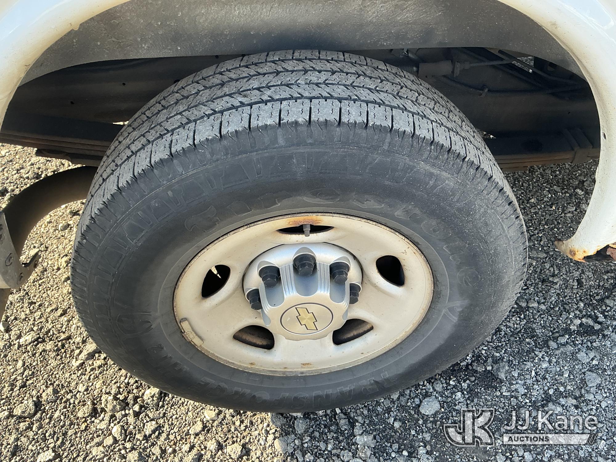 2011 Chevrolet Express G2500