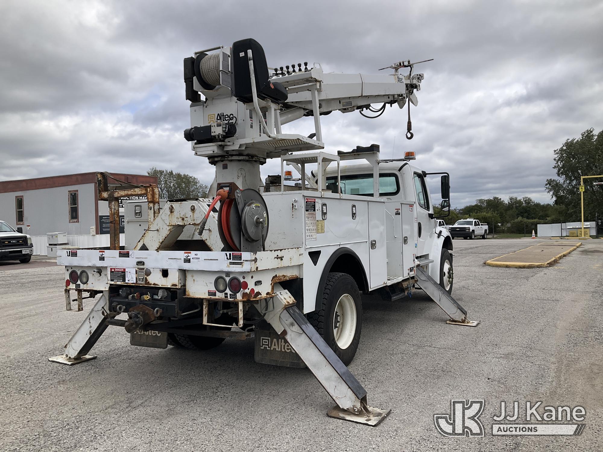 2019 Freightliner M2-106