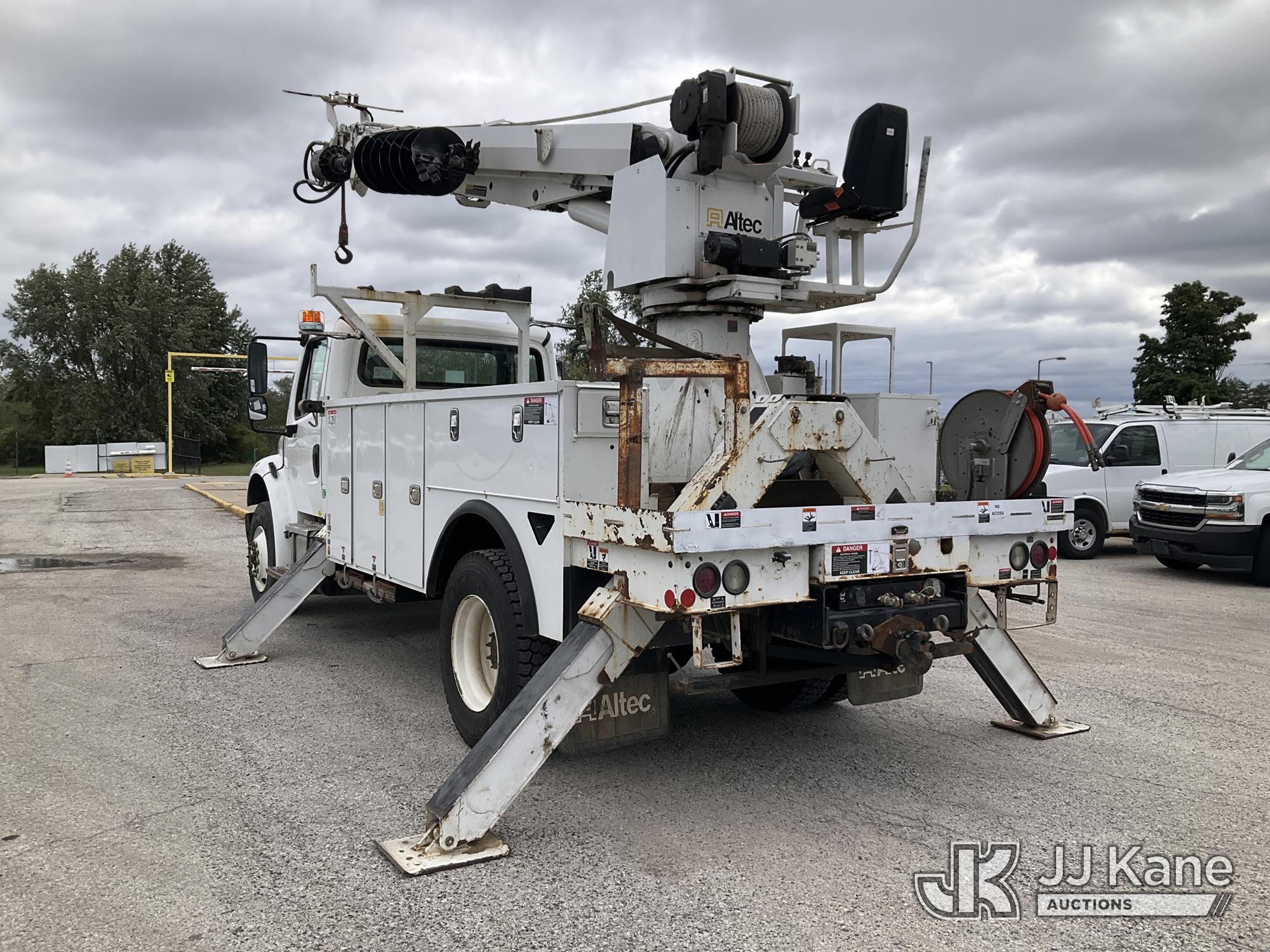 2019 Freightliner M2-106