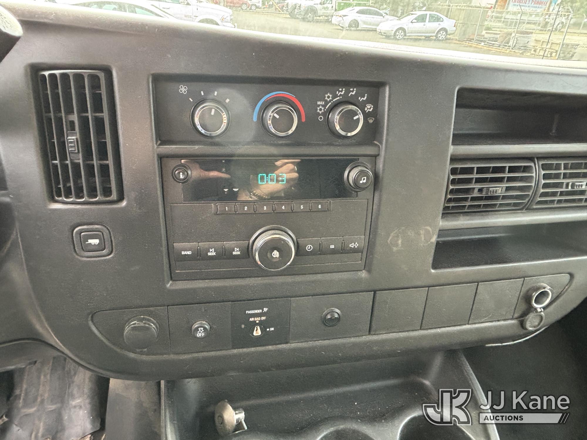 2012 Chevrolet Express G2500