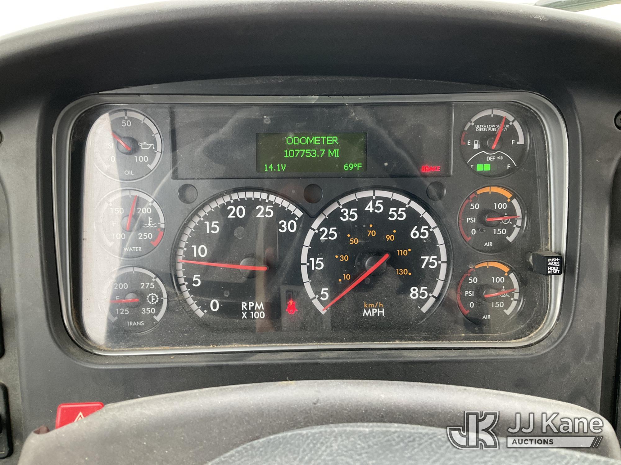 2019 Freightliner M2 106