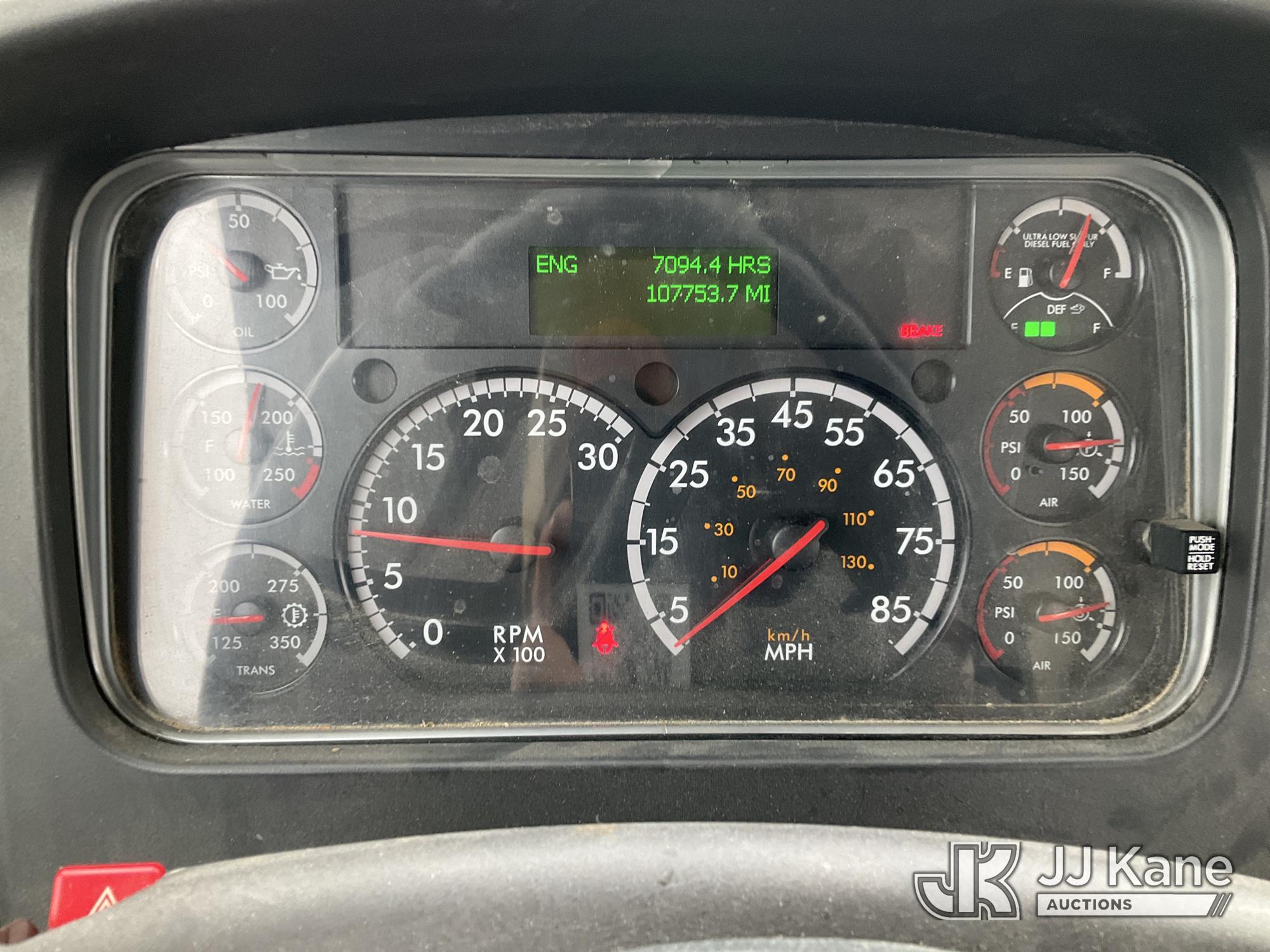 2019 Freightliner M2 106