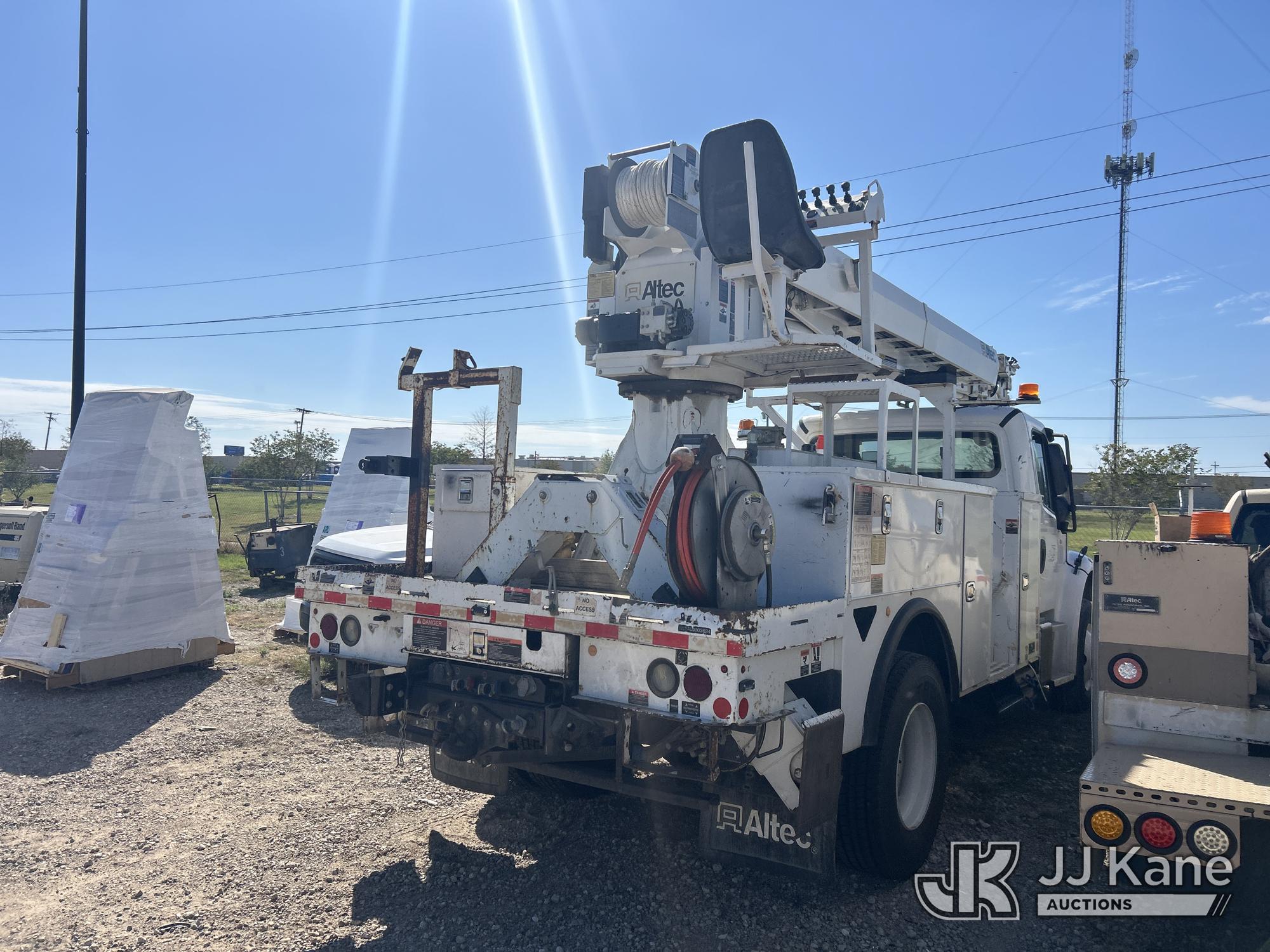2019 Freightliner M2 106
