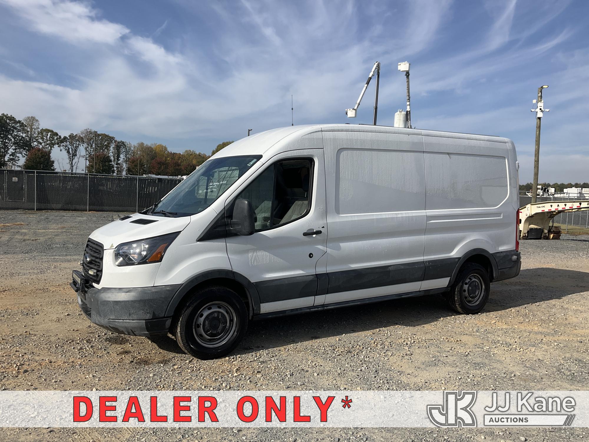 2017 FORD TRANSIT VAN Cargo Van (1651715)