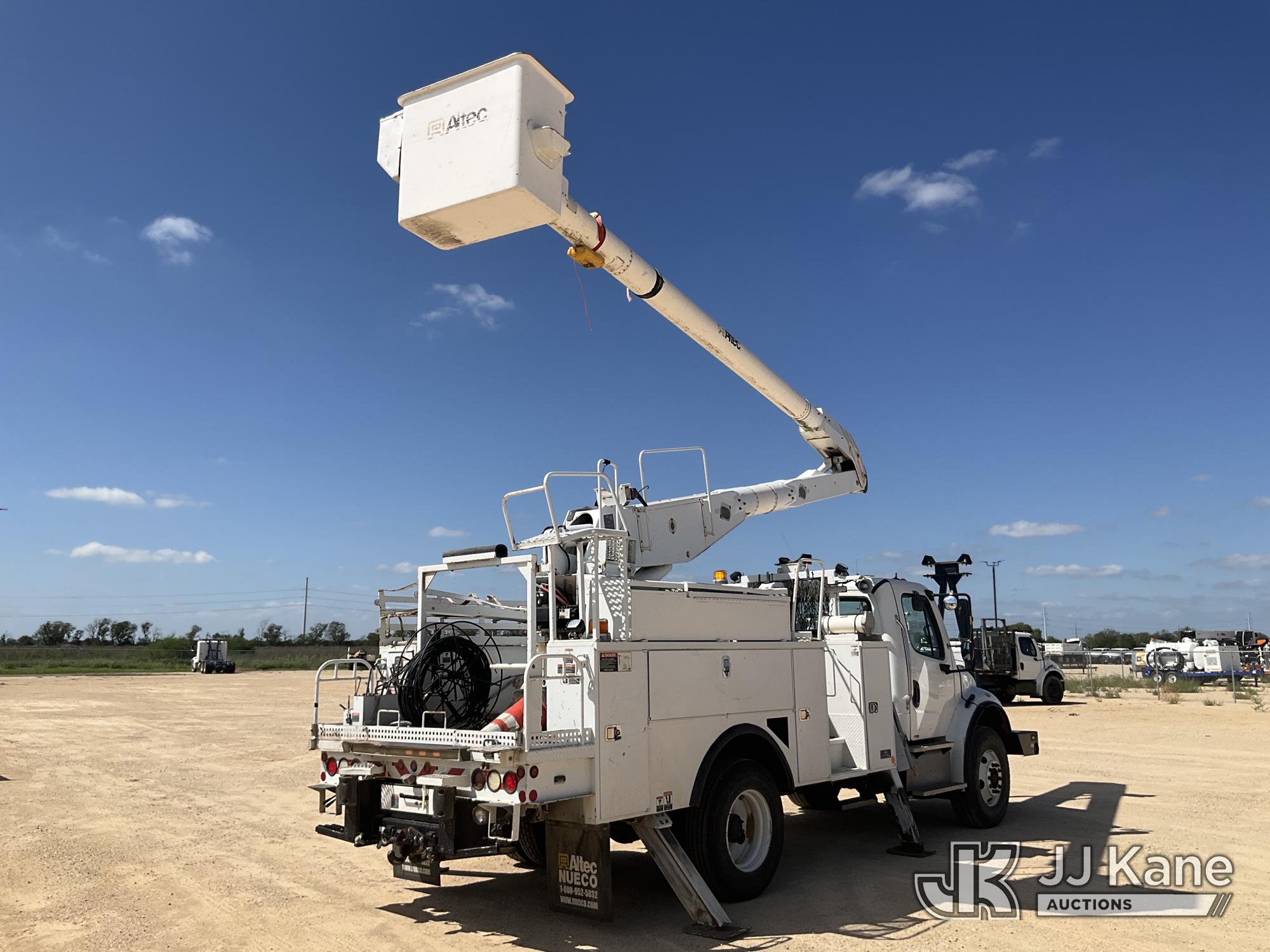 2014 Freightliner M2 106