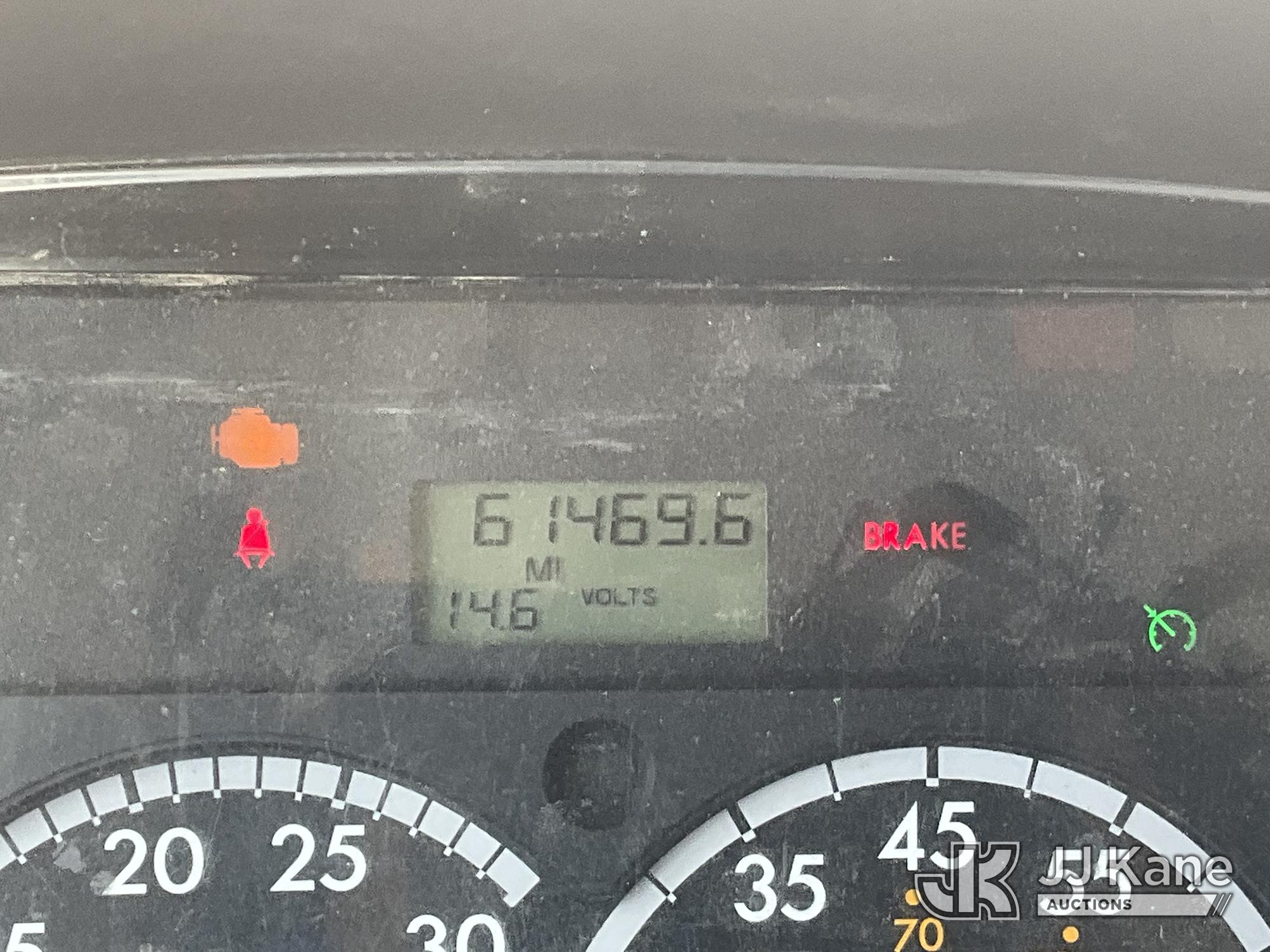 2014 Freightliner M2 106