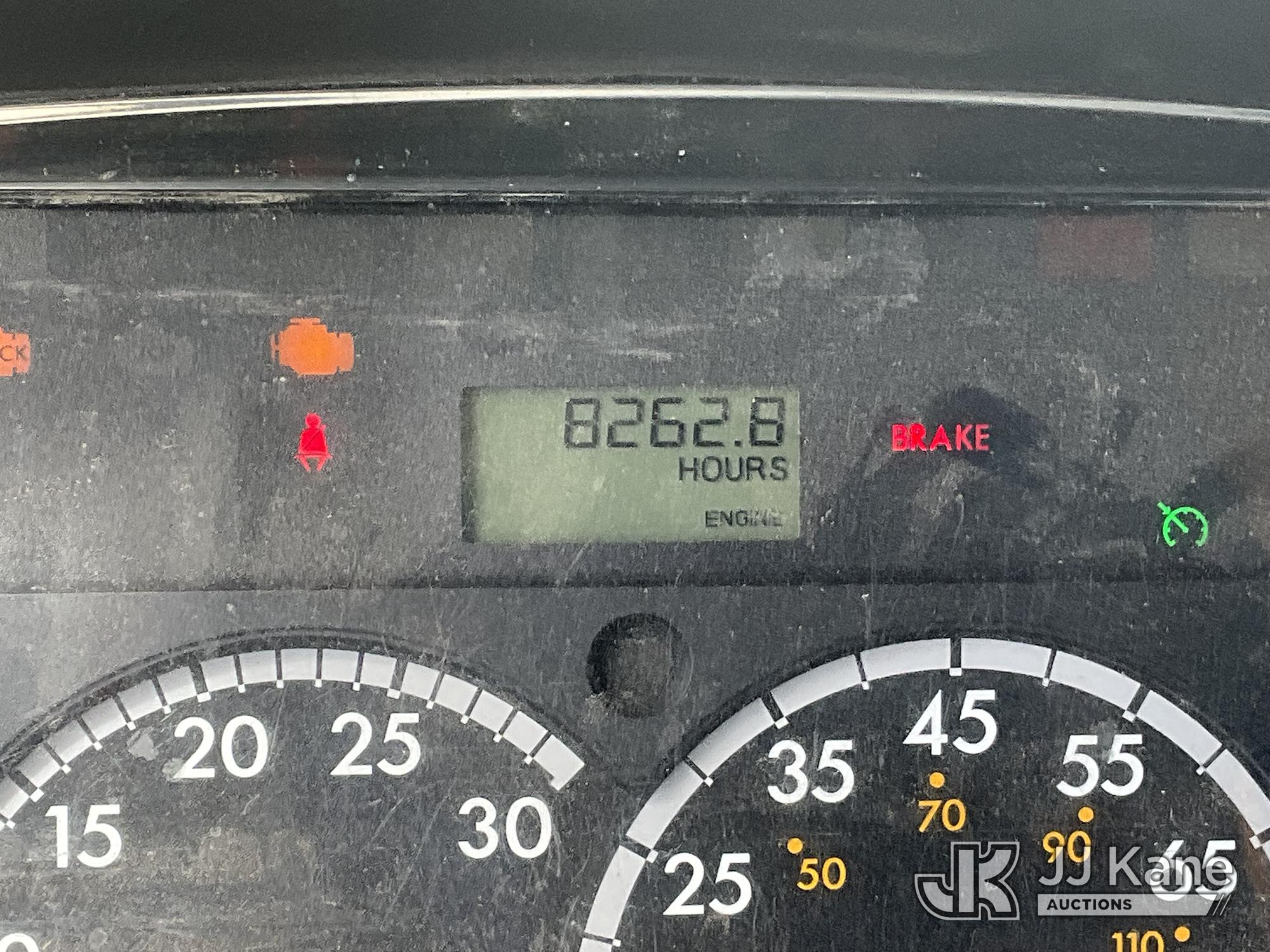 2014 Freightliner M2 106