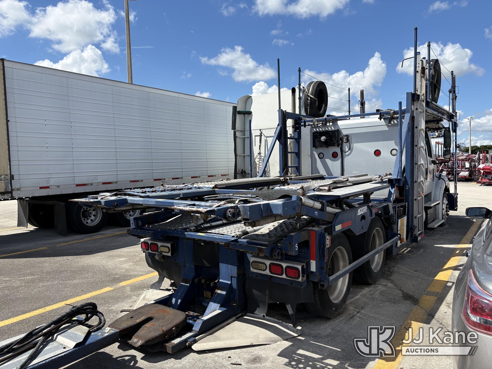 2013 Freightliner M2 112