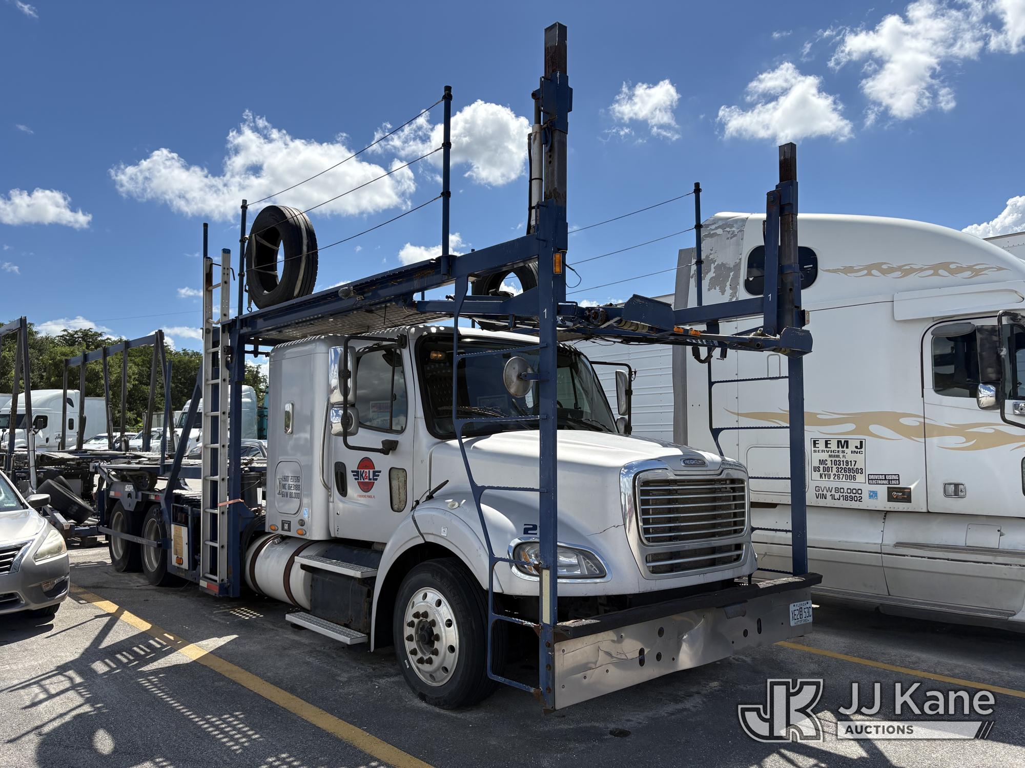 2013 Freightliner M2 112