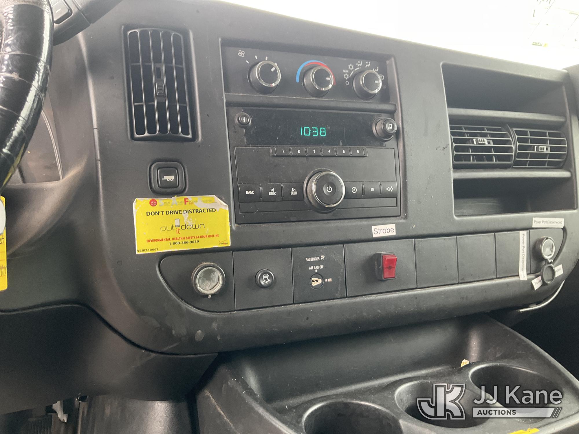 2011 Chevrolet Express G2500