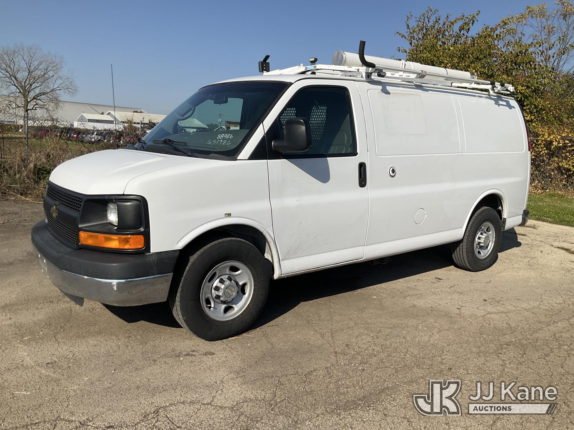 2014 Chevrolet Express Cargo Van (1651986)
