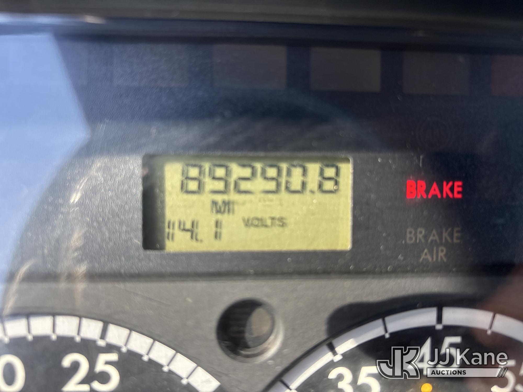 2013 Freightliner 114SD