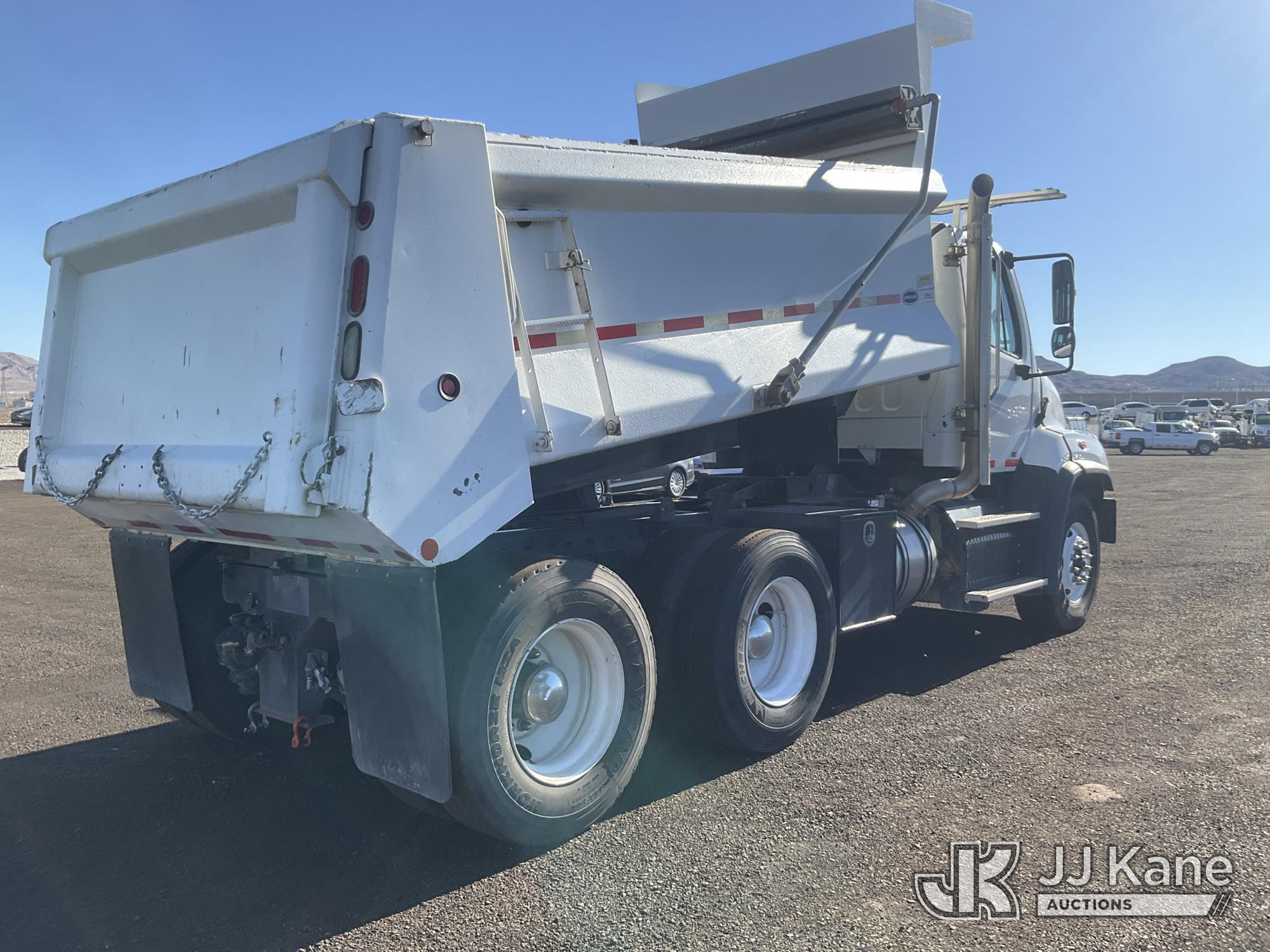 2014 Freightliner 114SD