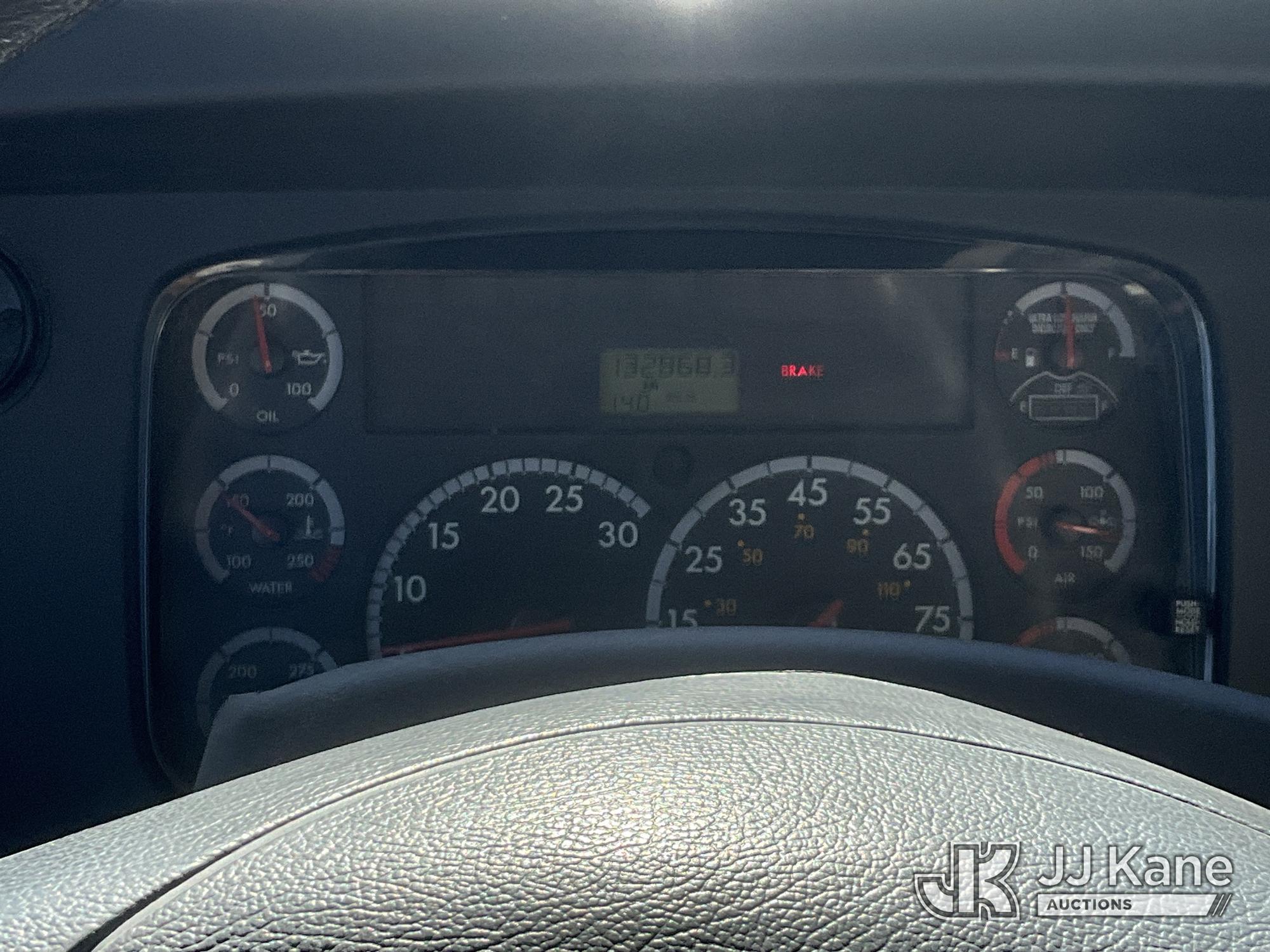 2014 Freightliner 114SD