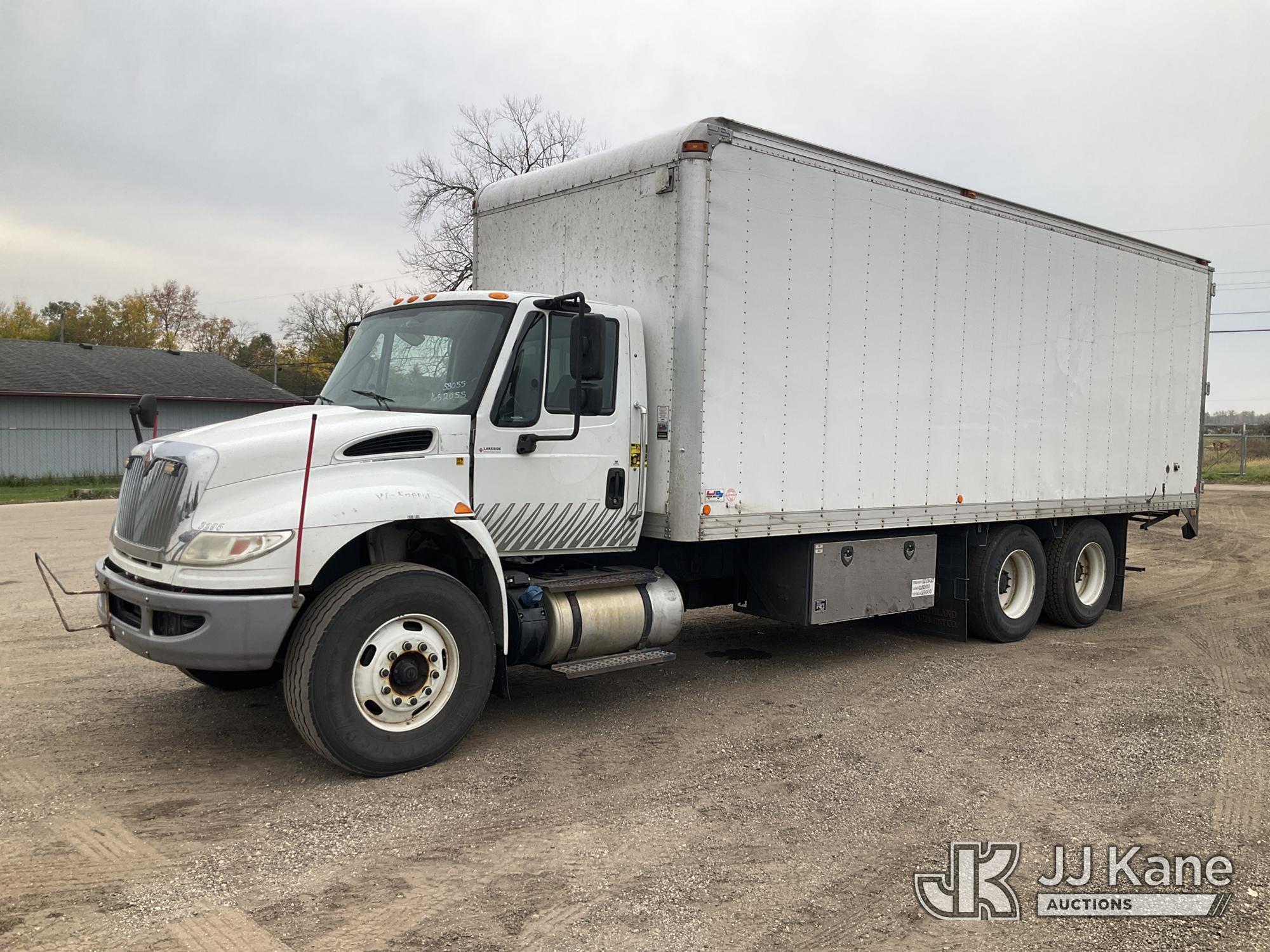 2017 International WorkStar 7400 T/A Van Body Truck (1652055)