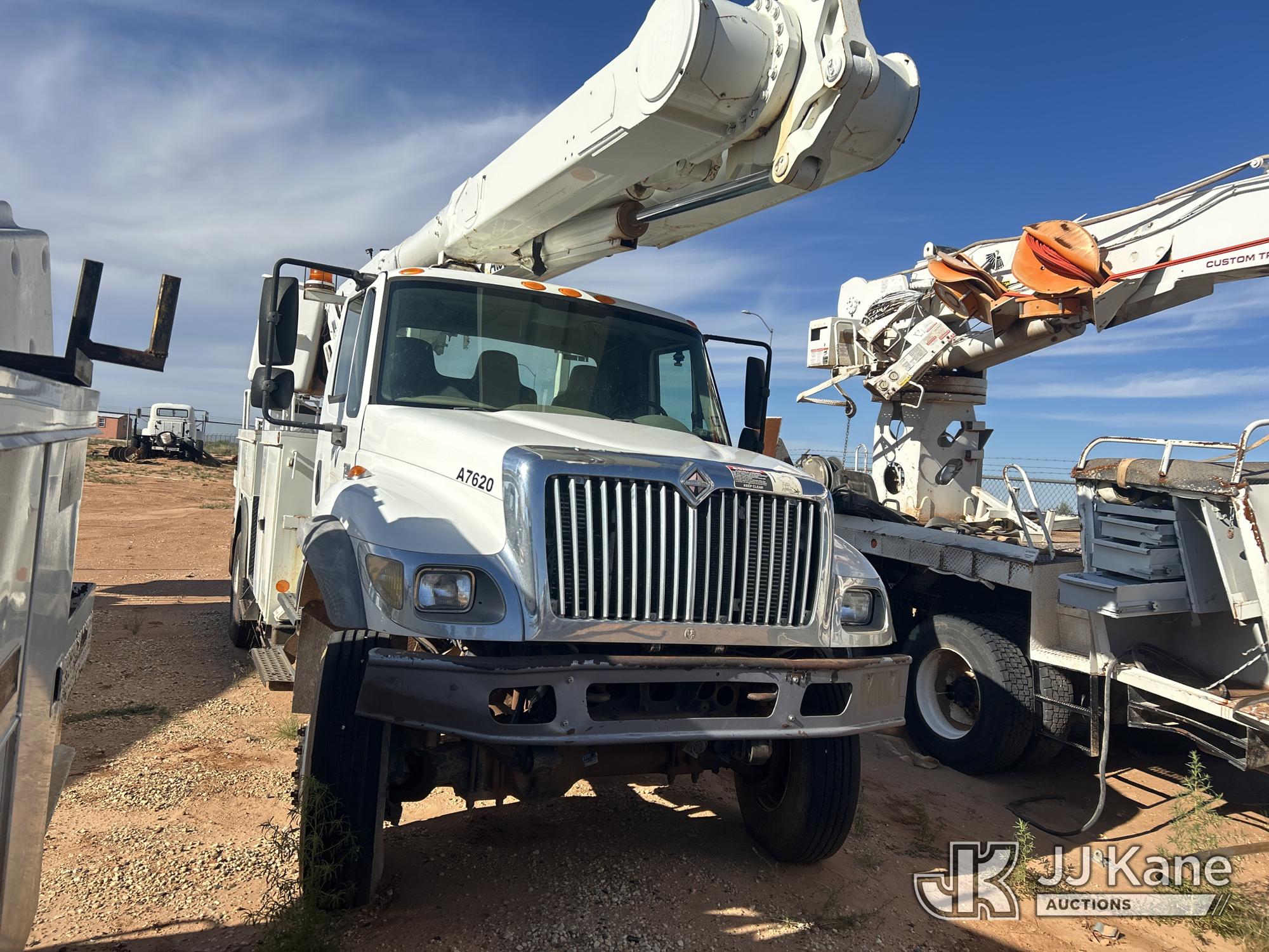2004 International 7300