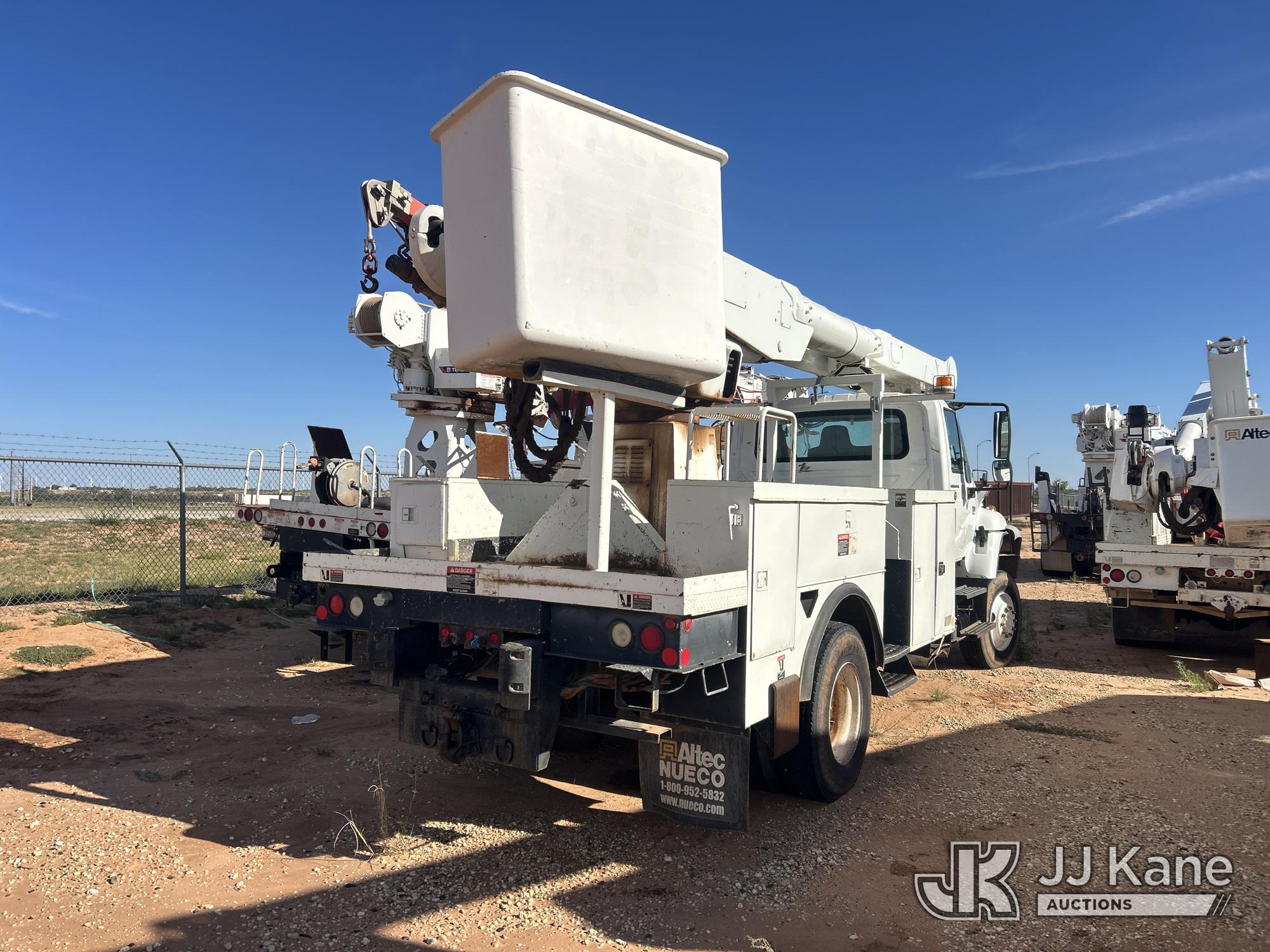 2004 International 7300