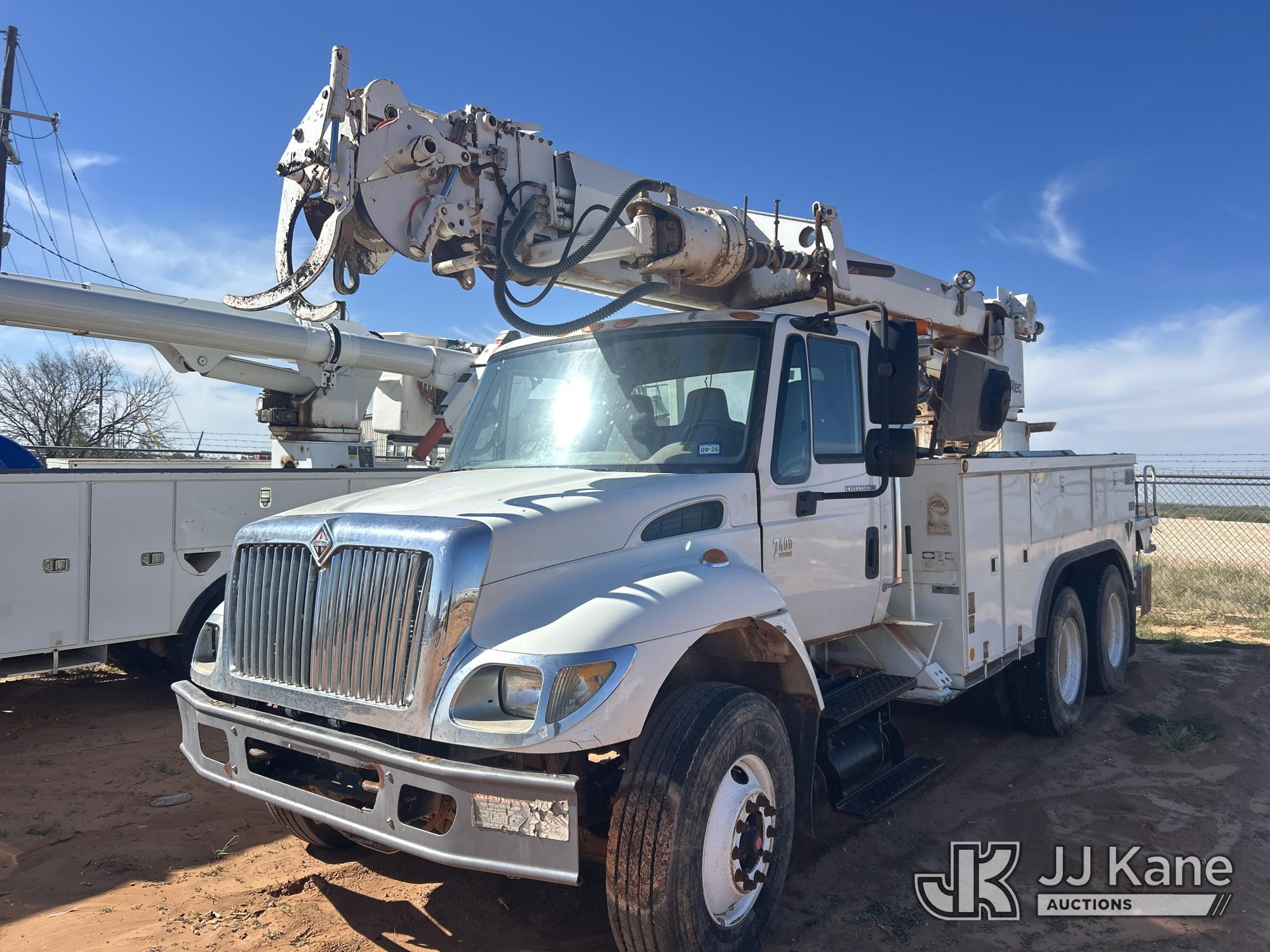 2004 International 7400