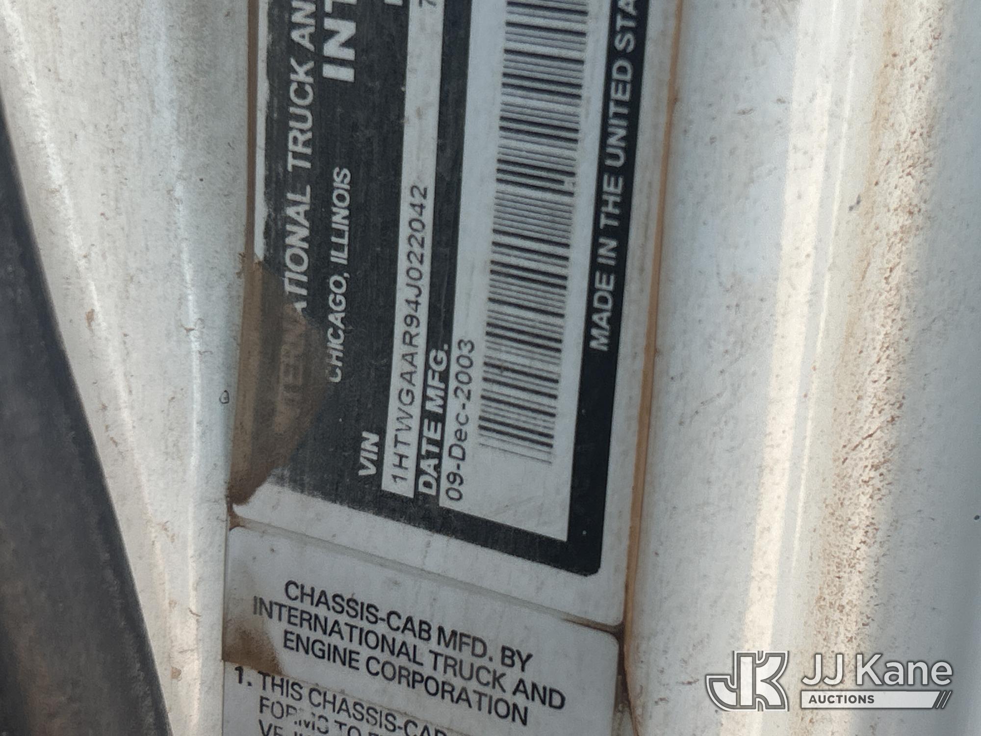 2004 International 7400