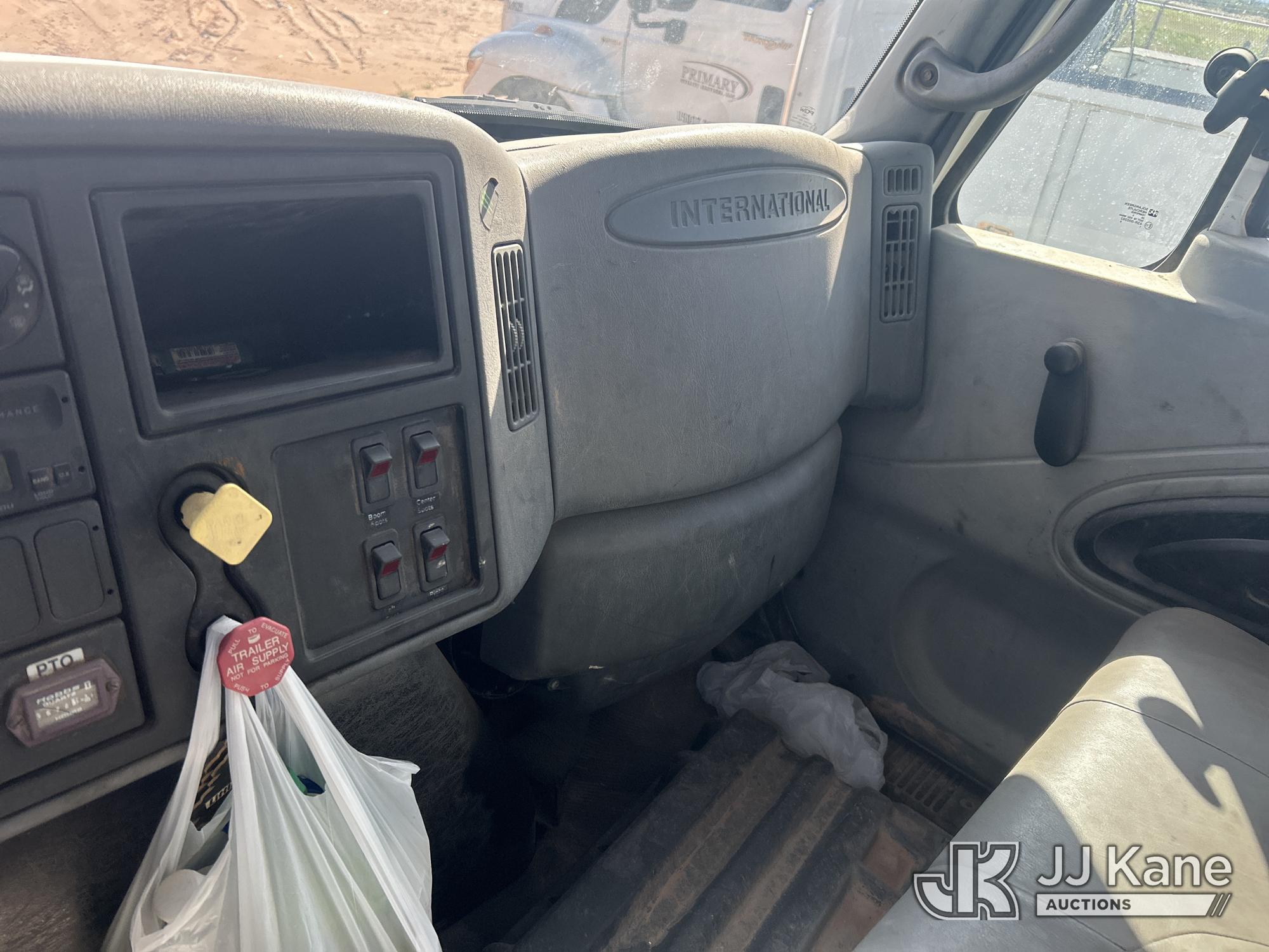 2004 International 7400