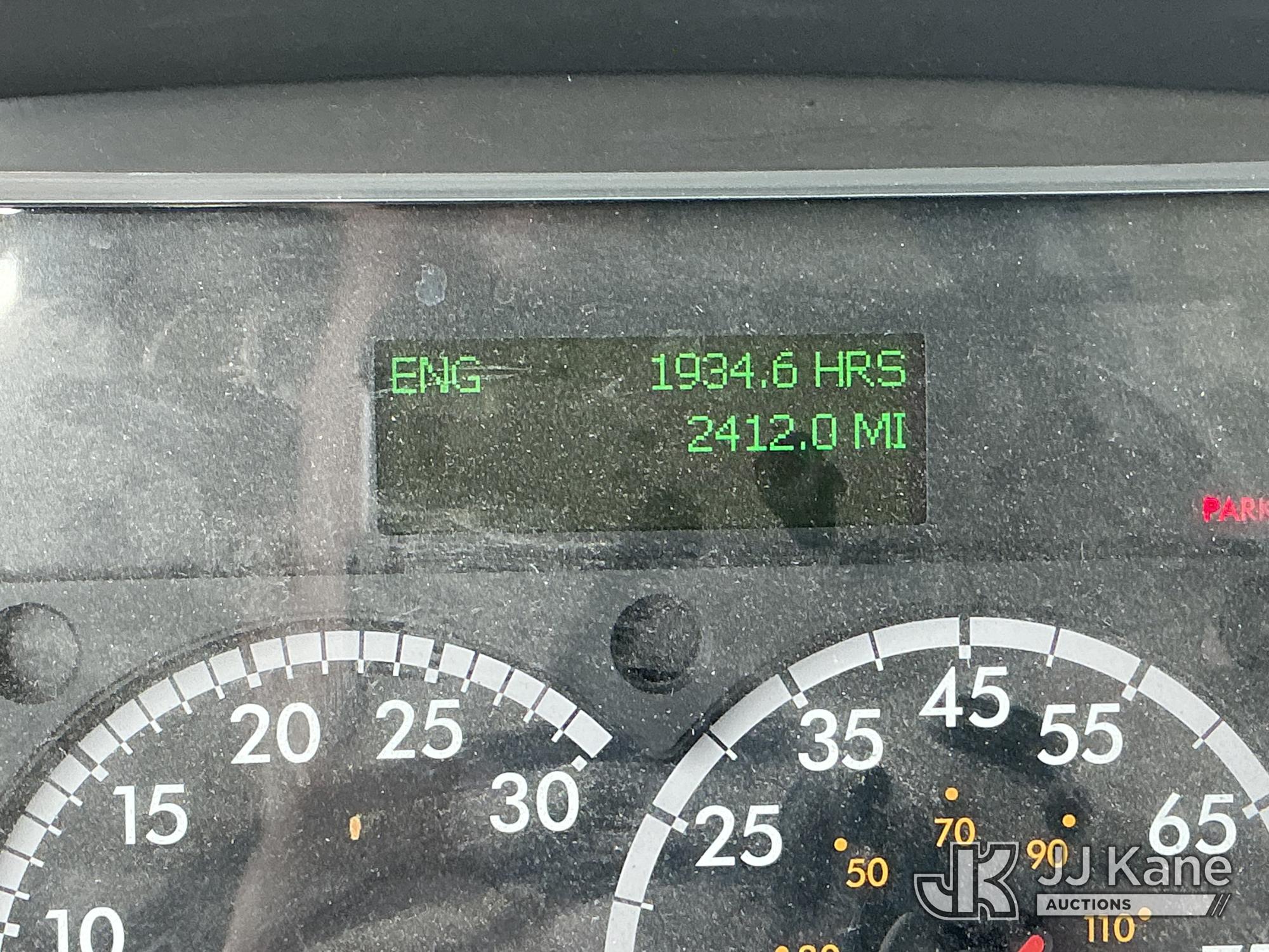 2016 Freightliner M2 106