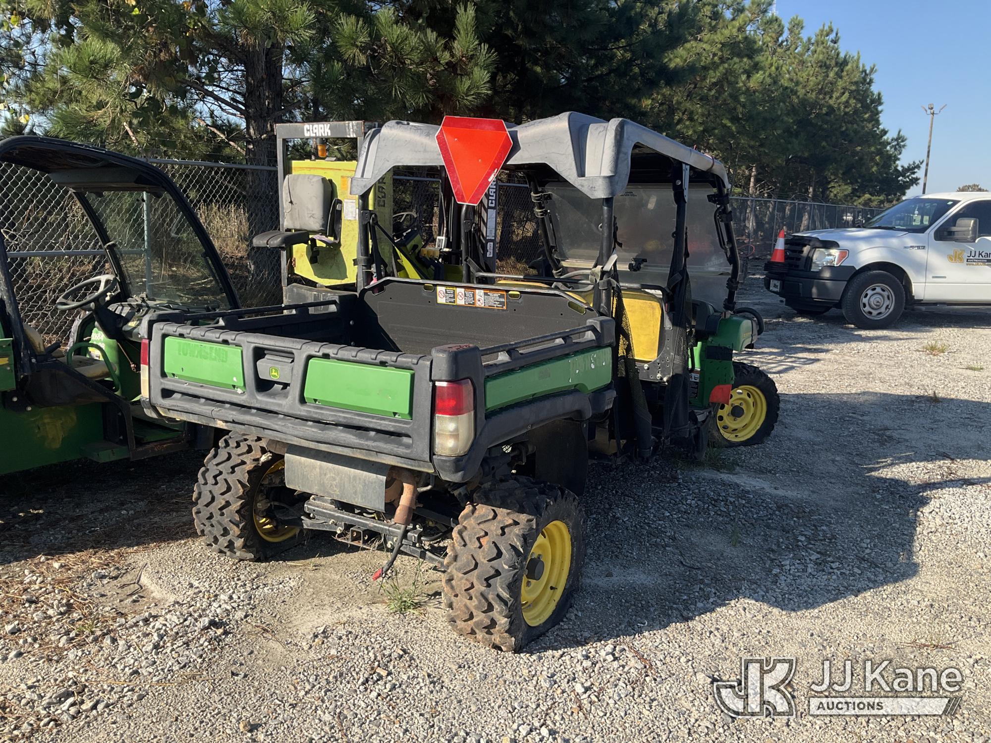 2021 John Deere GATOR XUV 4X4