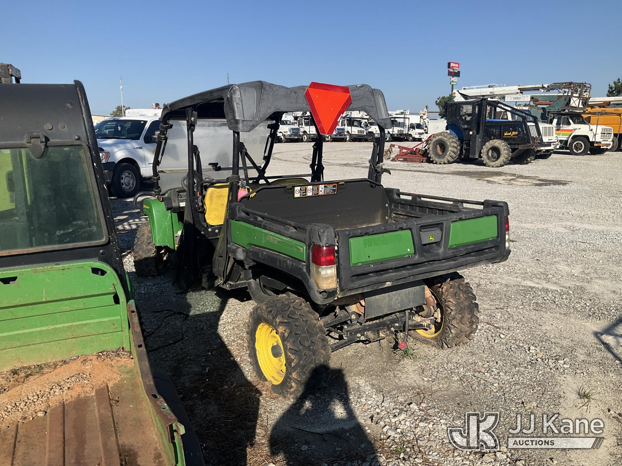 2021 John Deere GATOR XUV 4X4