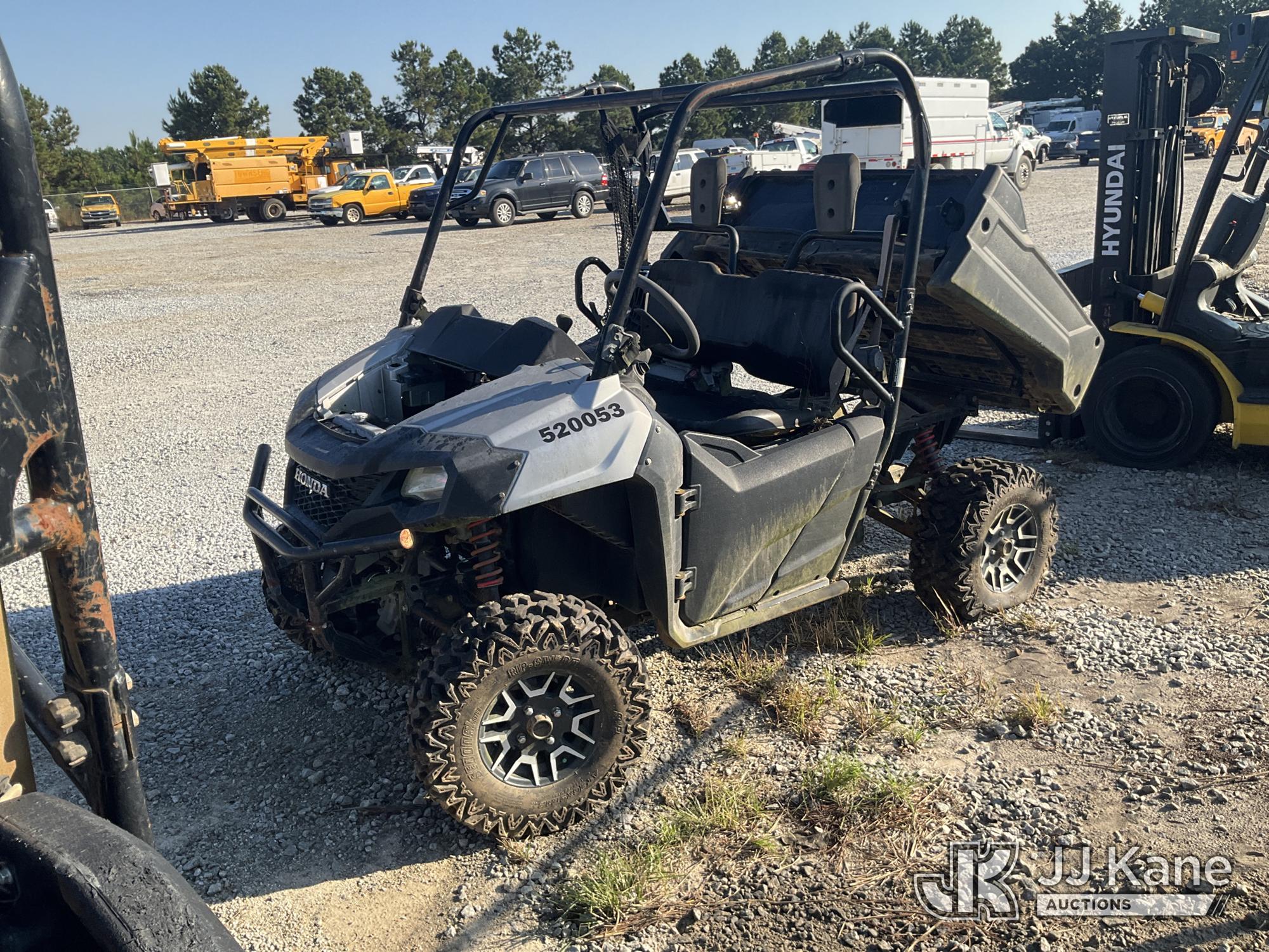 2020 Honda SXS700M2 4x4 All-Terrain Vehicle (1652110)